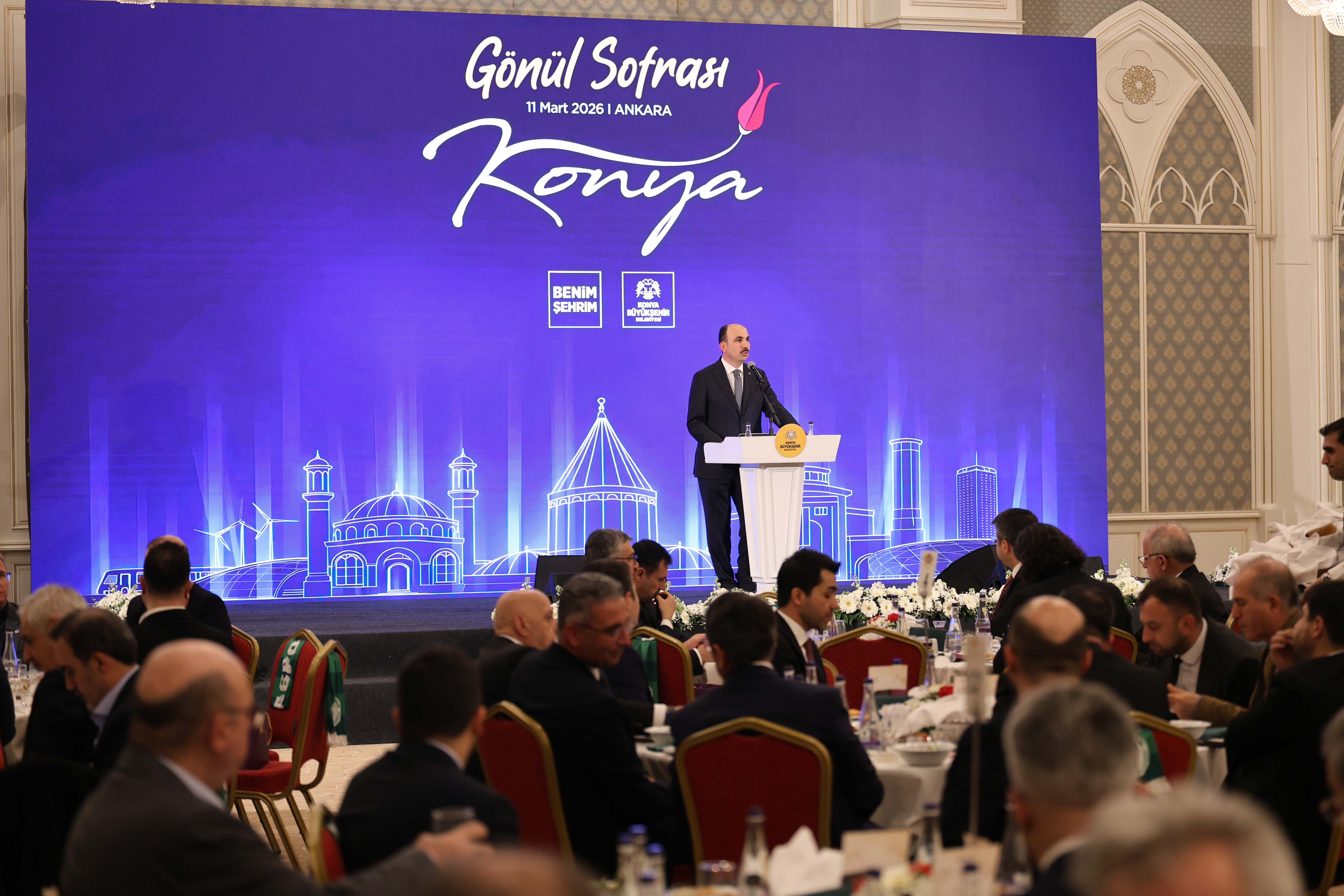 KONYALI BÜROKRATLAR İFTARDA BULUŞTU