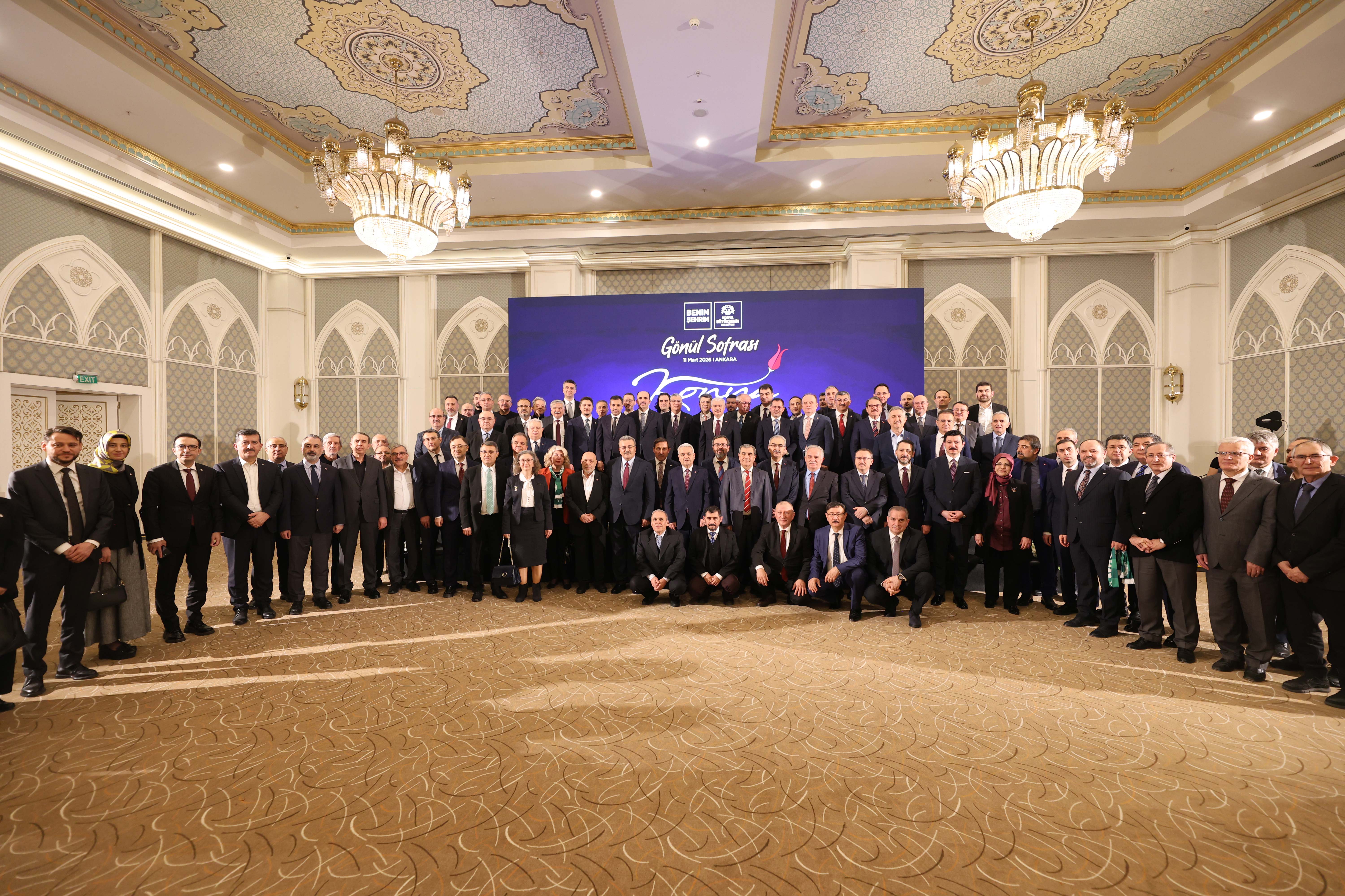 KONYALI BÜROKRATLAR İFTARDA BULUŞTU