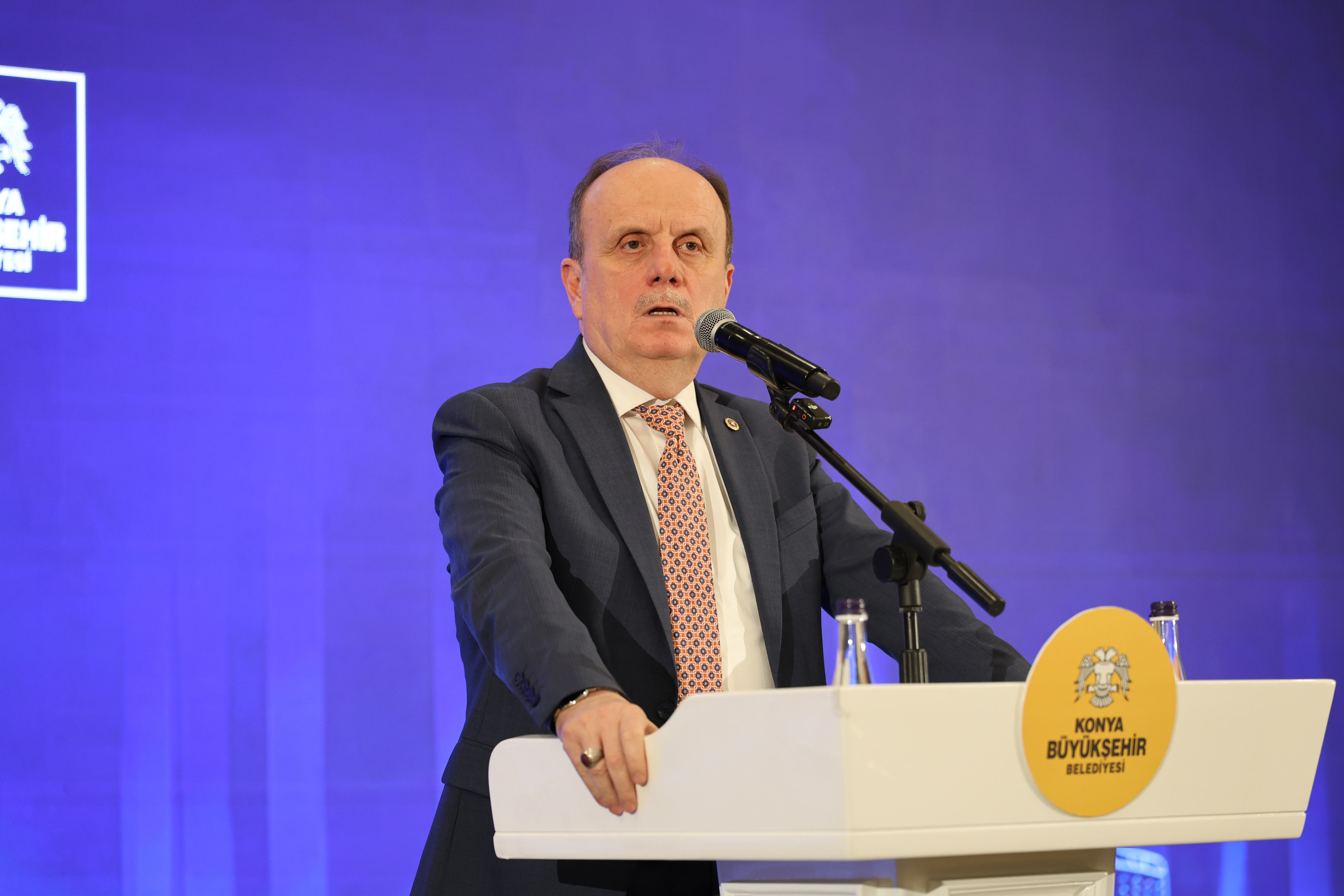 KONYALI BÜROKRATLAR İFTARDA BULUŞTU