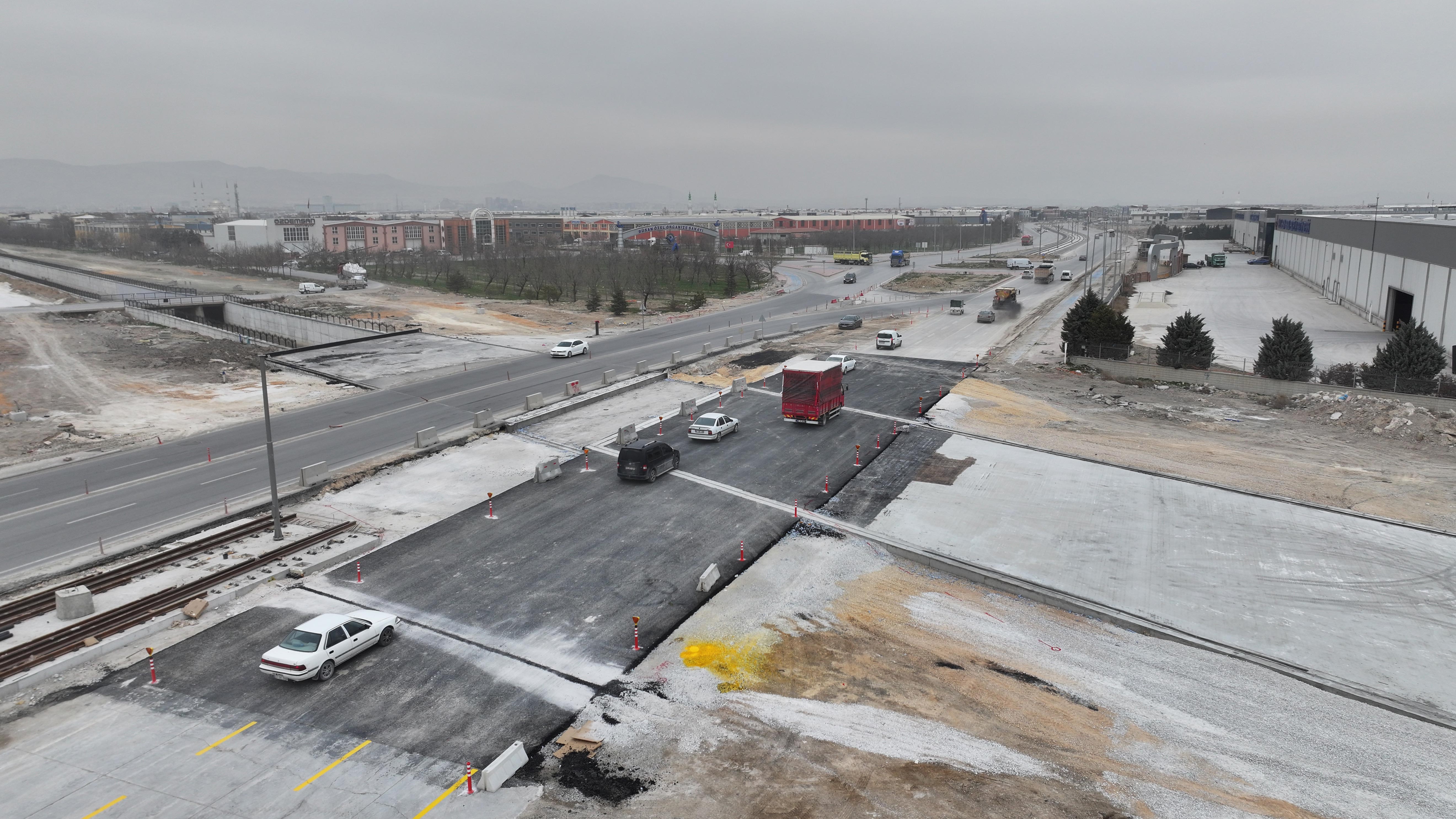 BAŞKAN ALTAY: “STADYUM-ŞEHİR HASTANESİ TRAMVAY HATTI GÜZERGAHINDAKİ KEÇİLİ KÖPRÜSÜ’NÜ ARAÇ TRAFİĞİNE AÇTIK”