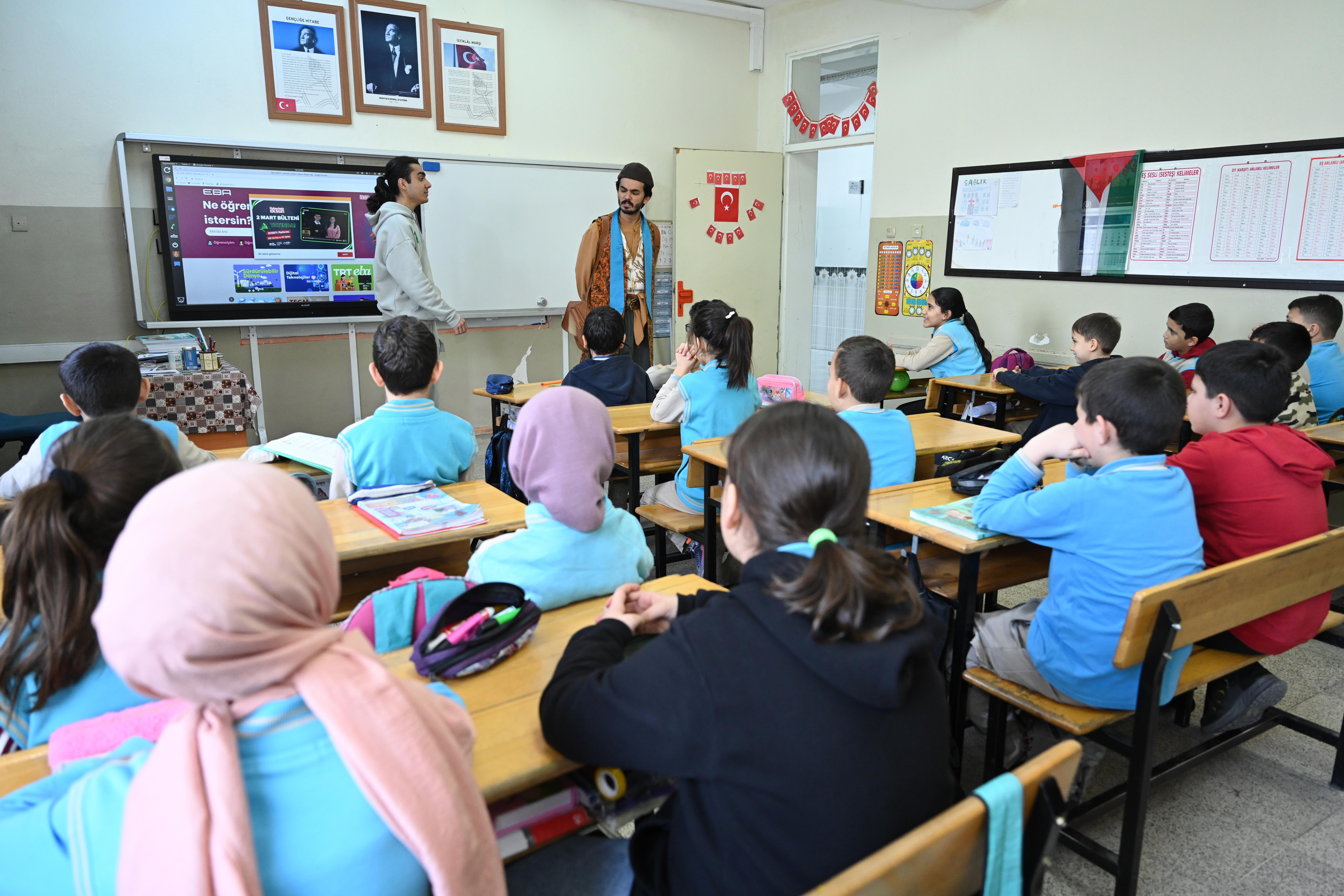 BAŞKAN ALTAY: “31 İLÇEDE 165 BİN ÖĞRENCİMİZE TASARRUF VE MİLLİ TEKNOLOJİ HAMLESİ BİLİNCİ KAZANDIRIYORUZ”