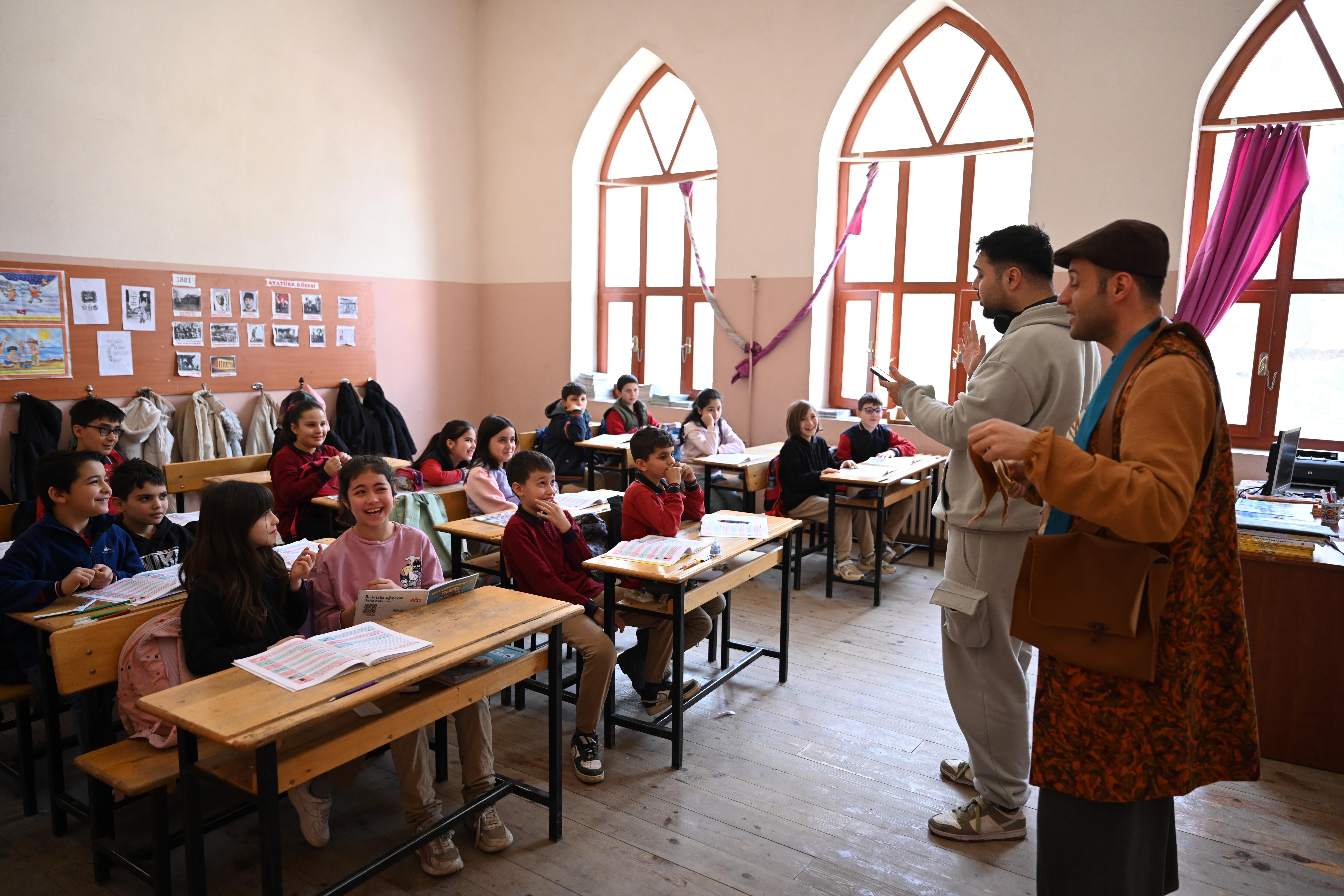 BAŞKAN ALTAY: “31 İLÇEDE 165 BİN ÖĞRENCİMİZE TASARRUF VE MİLLİ TEKNOLOJİ HAMLESİ BİLİNCİ KAZANDIRIYORUZ”