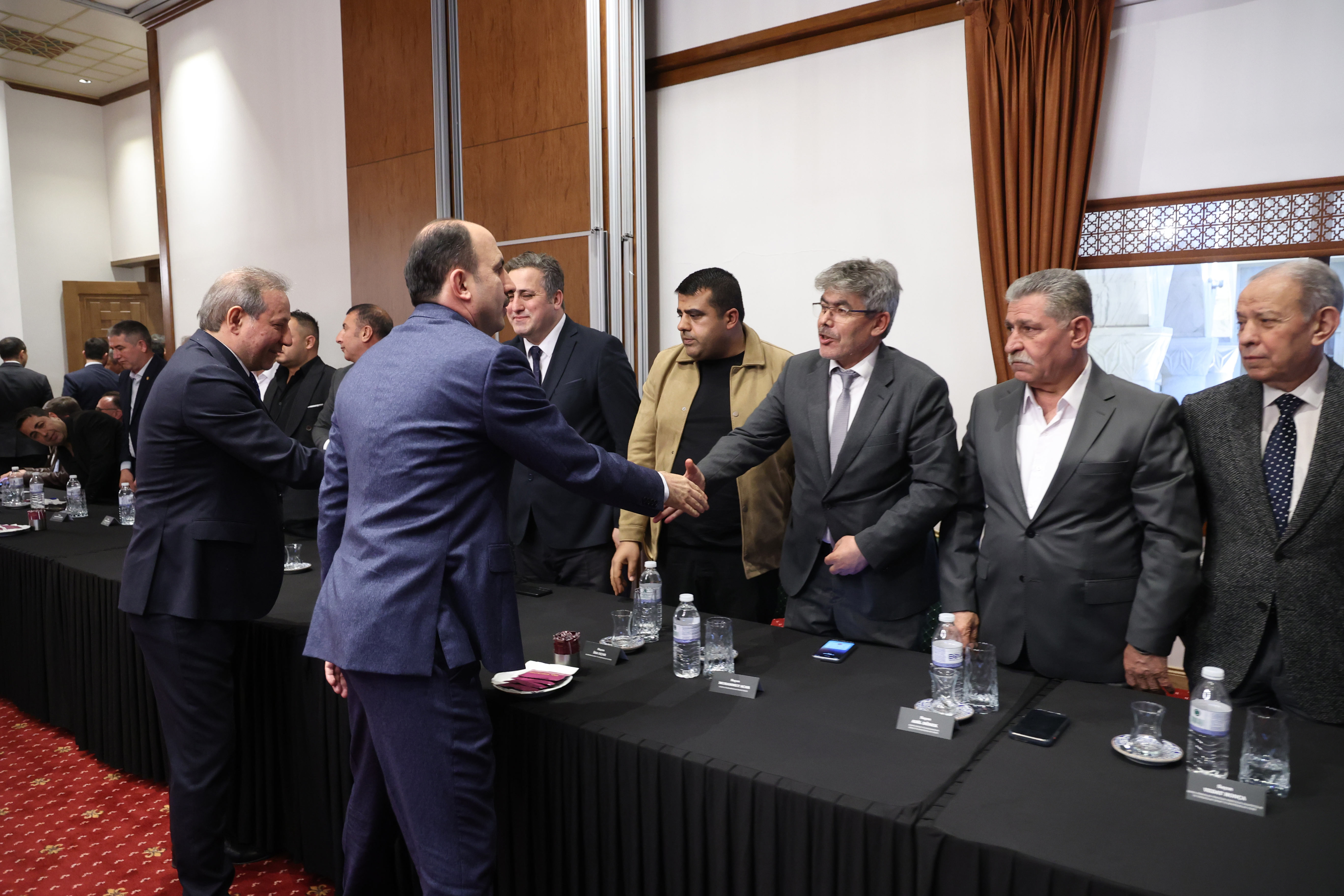 BAŞKAN ALTAY ESNAF ODALARININ BAŞKANLARIYLA İSTİŞARE TOPLANTISINDA BULUŞTU