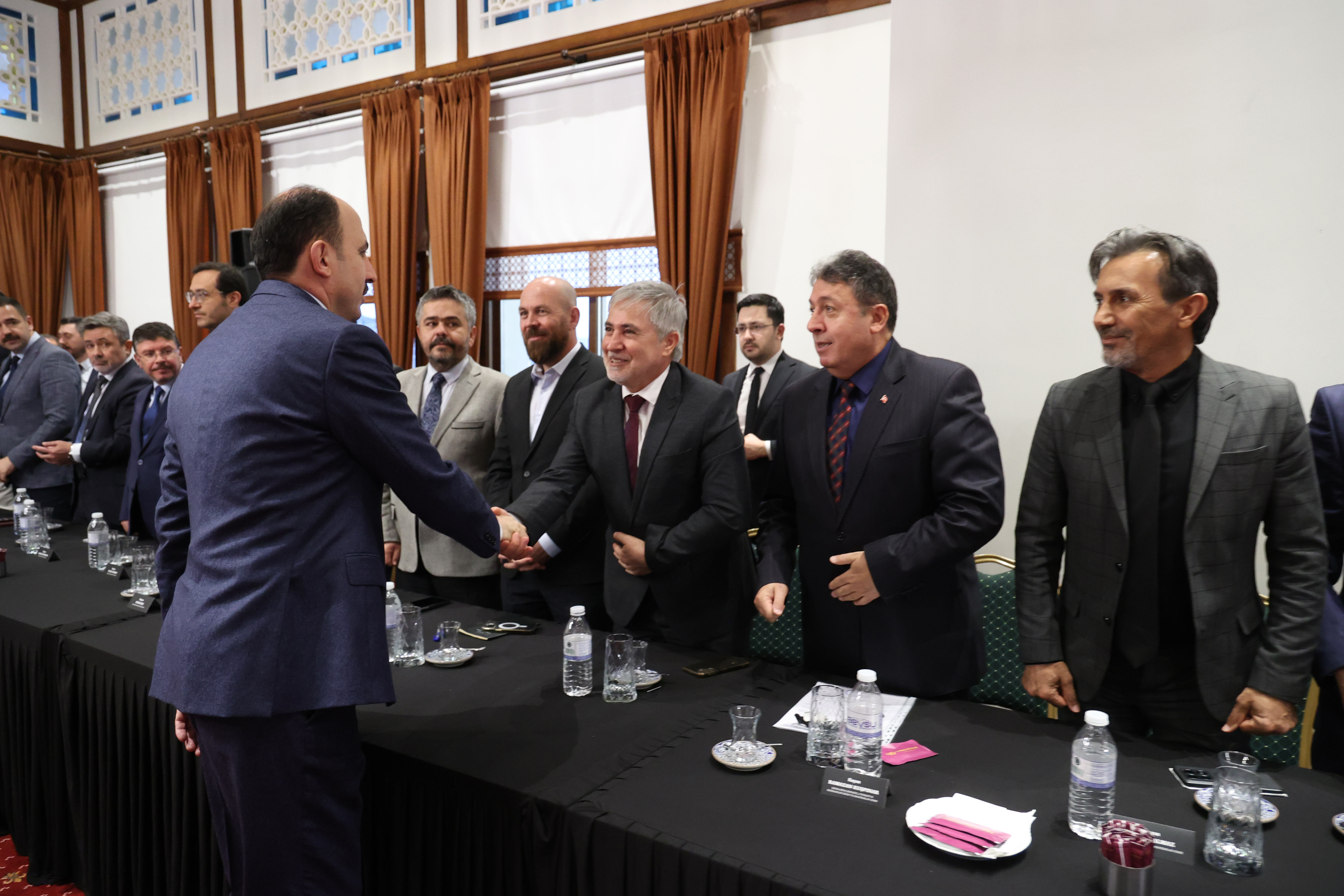 BAŞKAN ALTAY ESNAF ODALARININ BAŞKANLARIYLA İSTİŞARE TOPLANTISINDA BULUŞTU