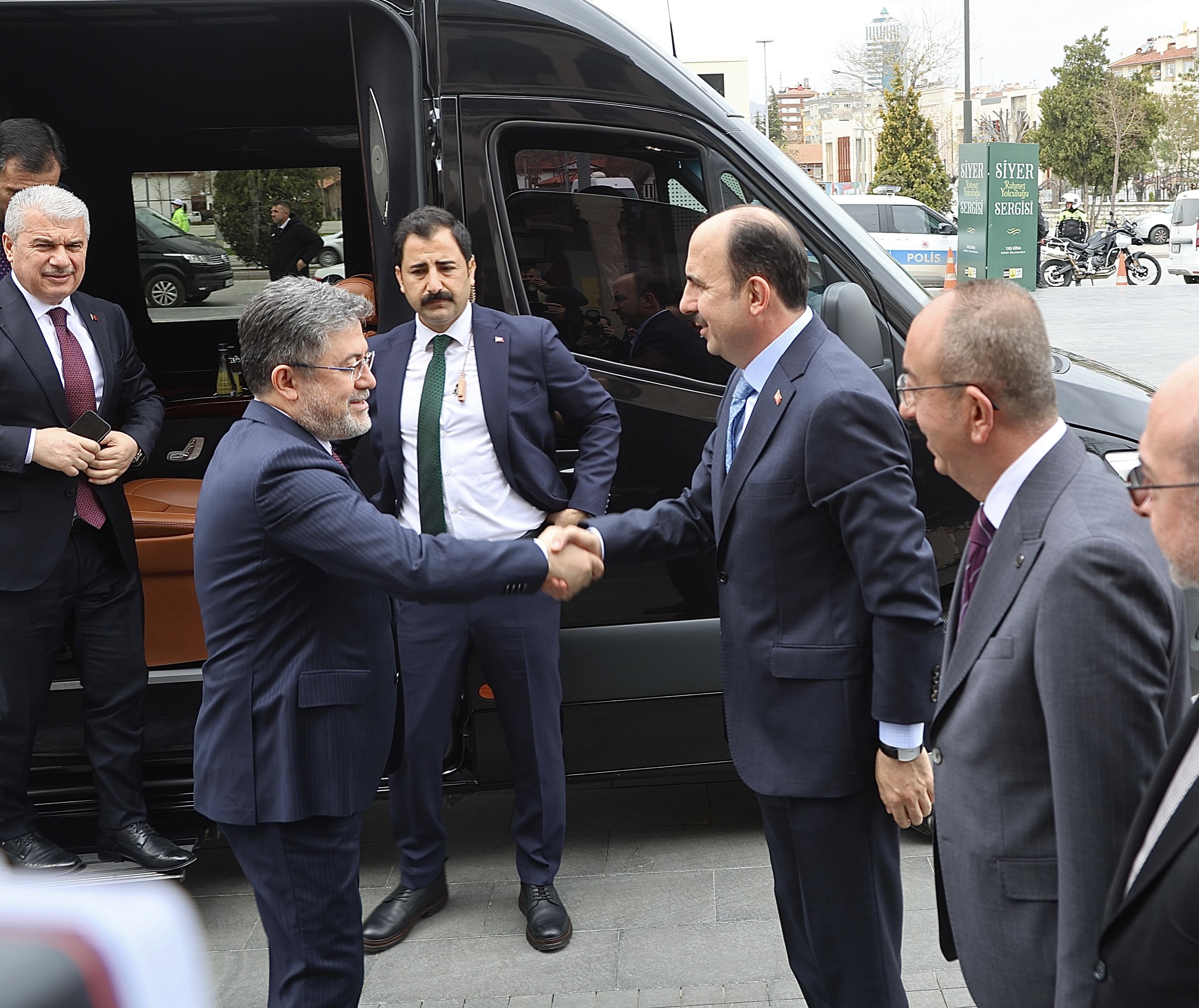 TARIM VE ORMAN BAKANI YUMAKLI BAŞKAN ALTAY’I ZİYARET ETTİ