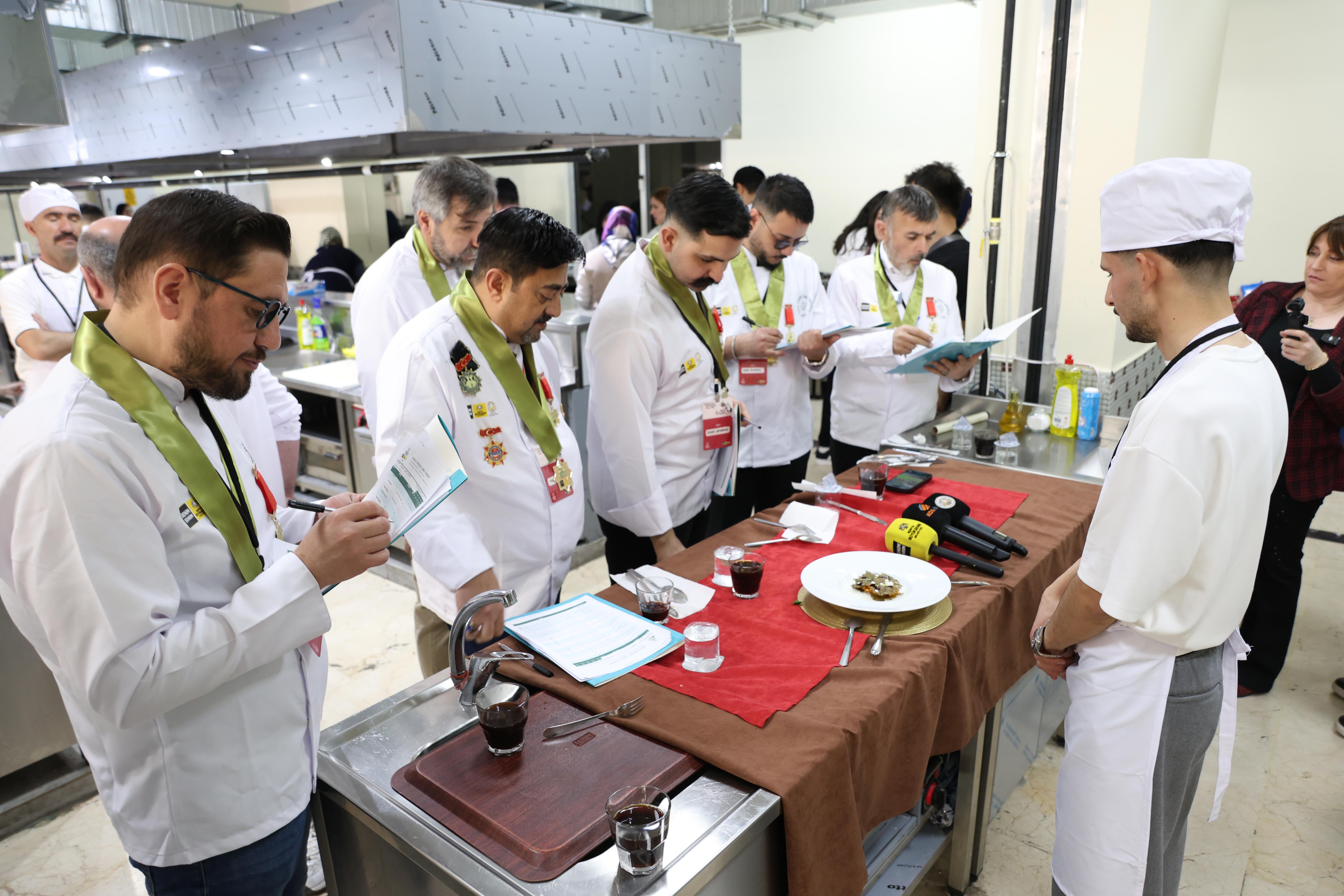 KONYA YÖRESEL YEMEK YARIŞMASI HEYECANI BAŞLADI