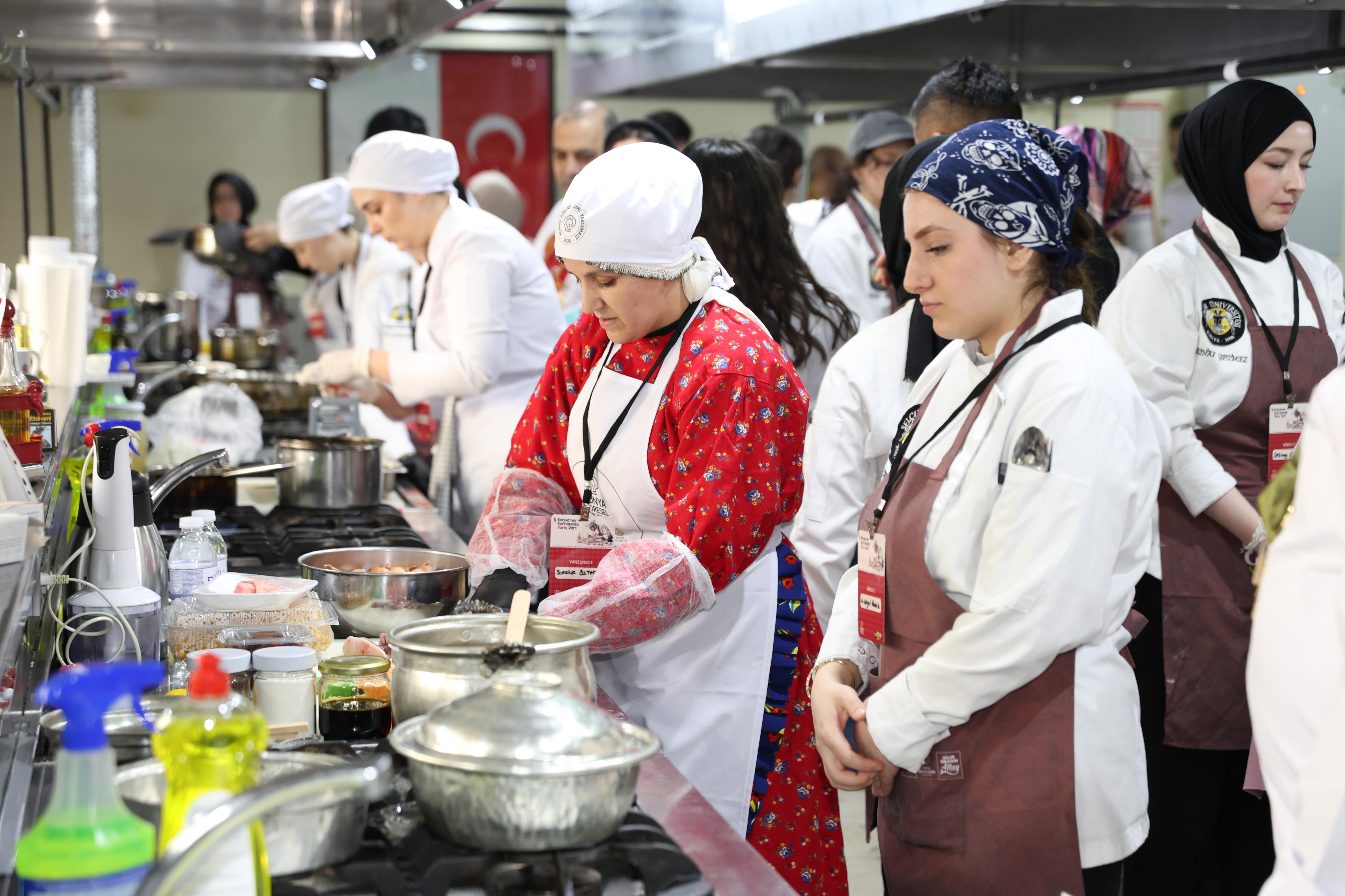 KONYA YÖRESEL YEMEK YARIŞMASI HEYECANI BAŞLADI