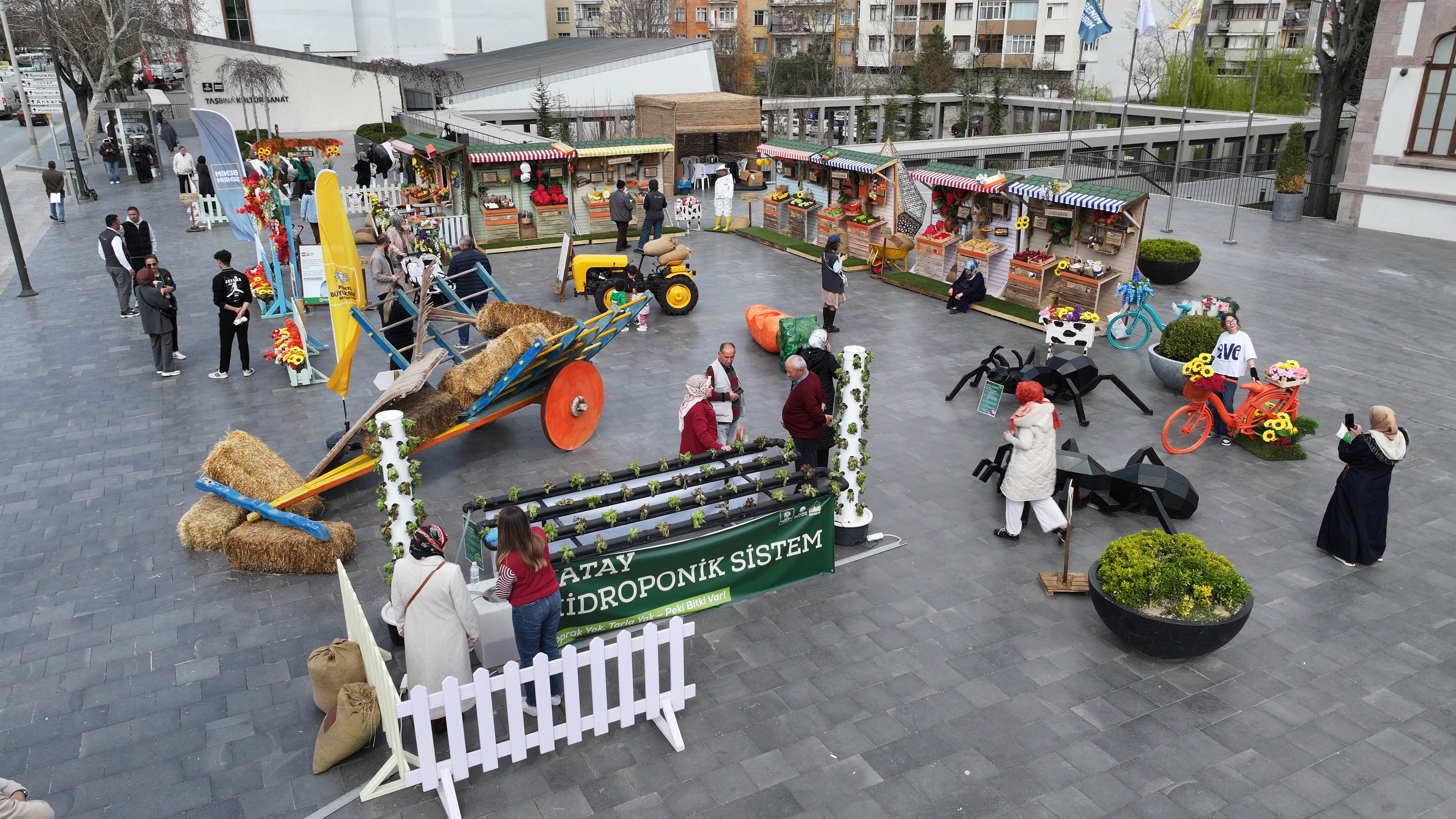 KONYA BÜYÜKŞEHİR’İN TARIM HAFTASINA ÖZEL HAZIRLADIĞI STANTLAR İLGİ GÖRÜYOR