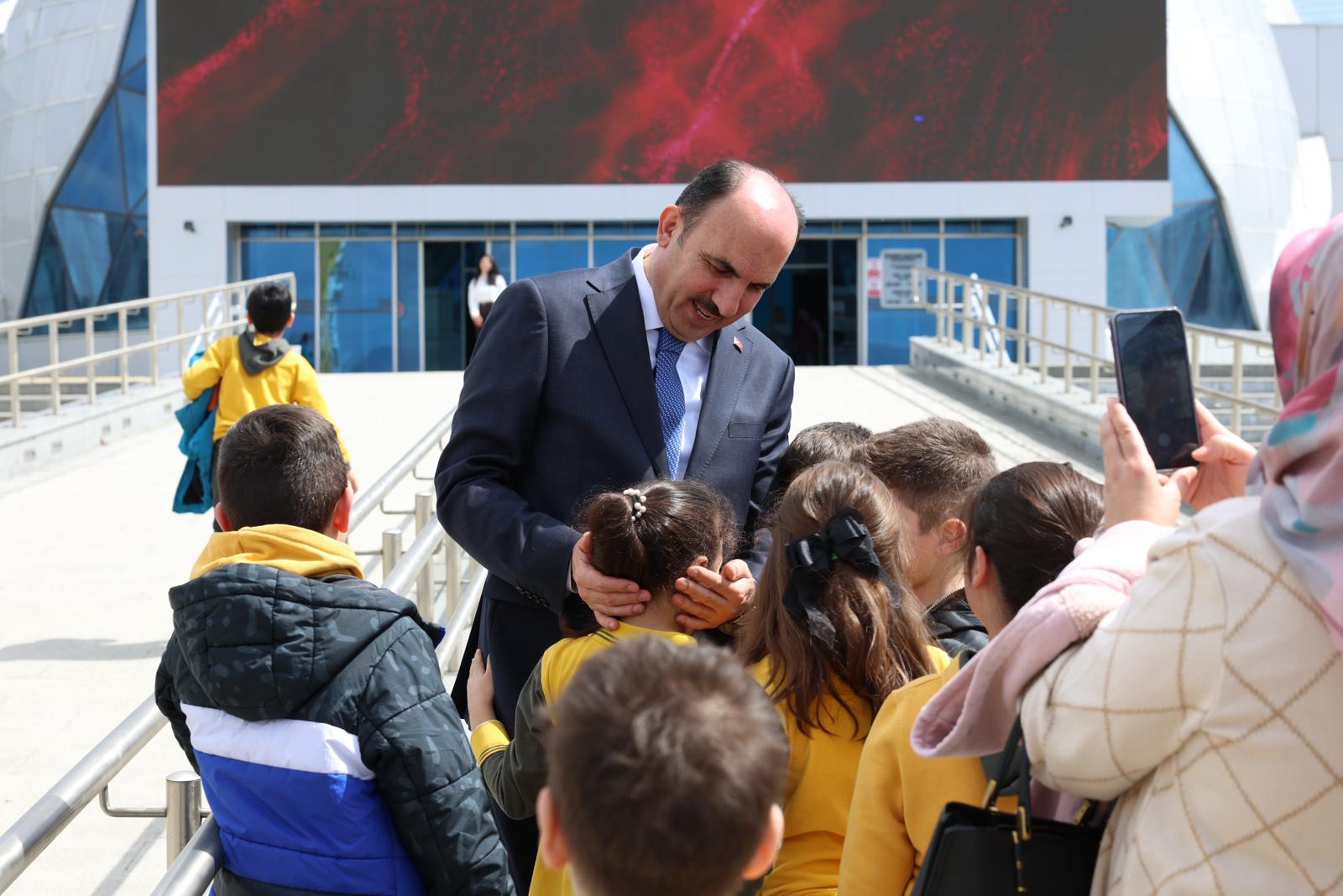 KONYA PROTOKOLÜ BİLİM MERKEZİ’NDE ÖĞRENCİLERLE BULUŞTU