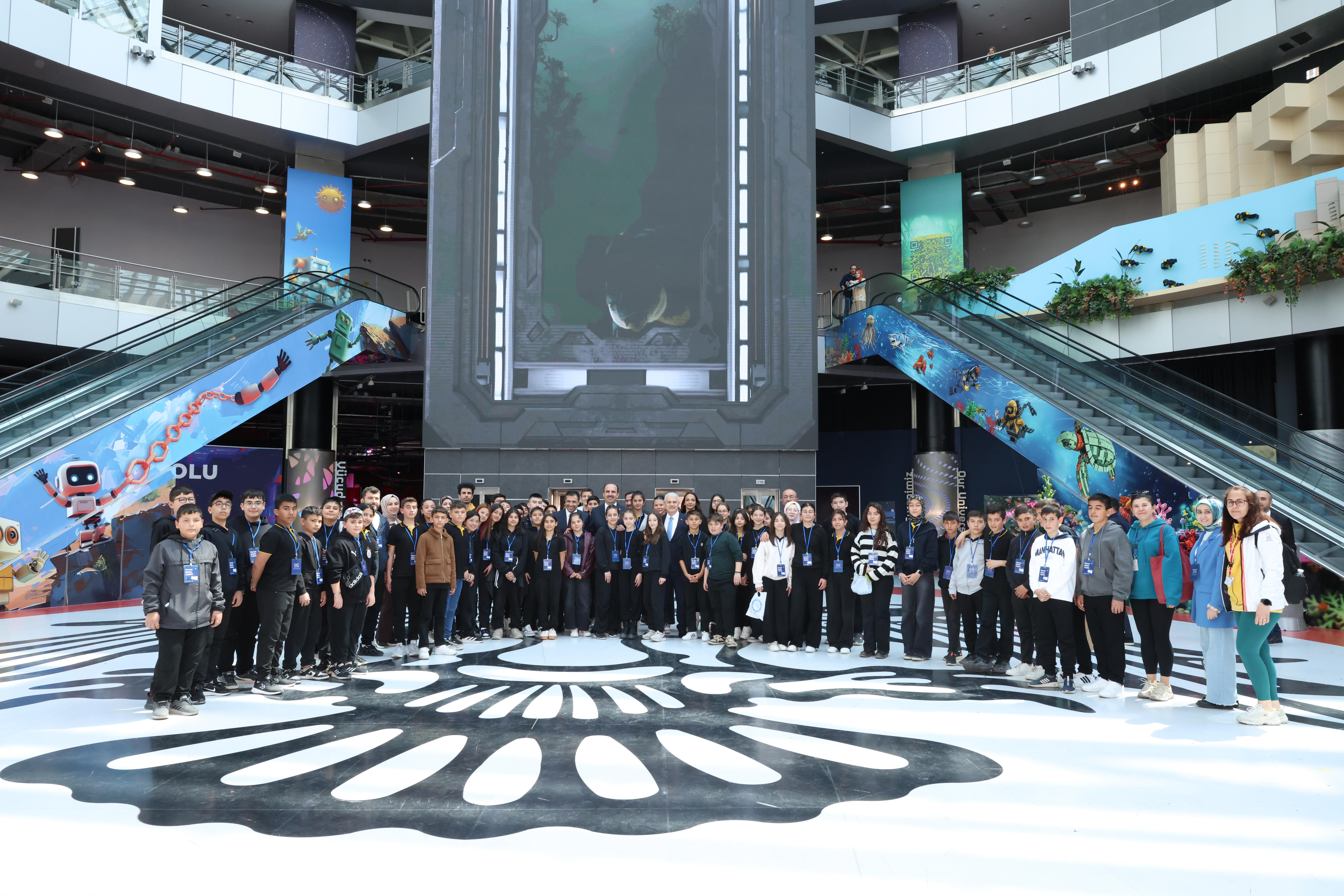 KONYA PROTOKOLÜ BİLİM MERKEZİ’NDE ÖĞRENCİLERLE BULUŞTU