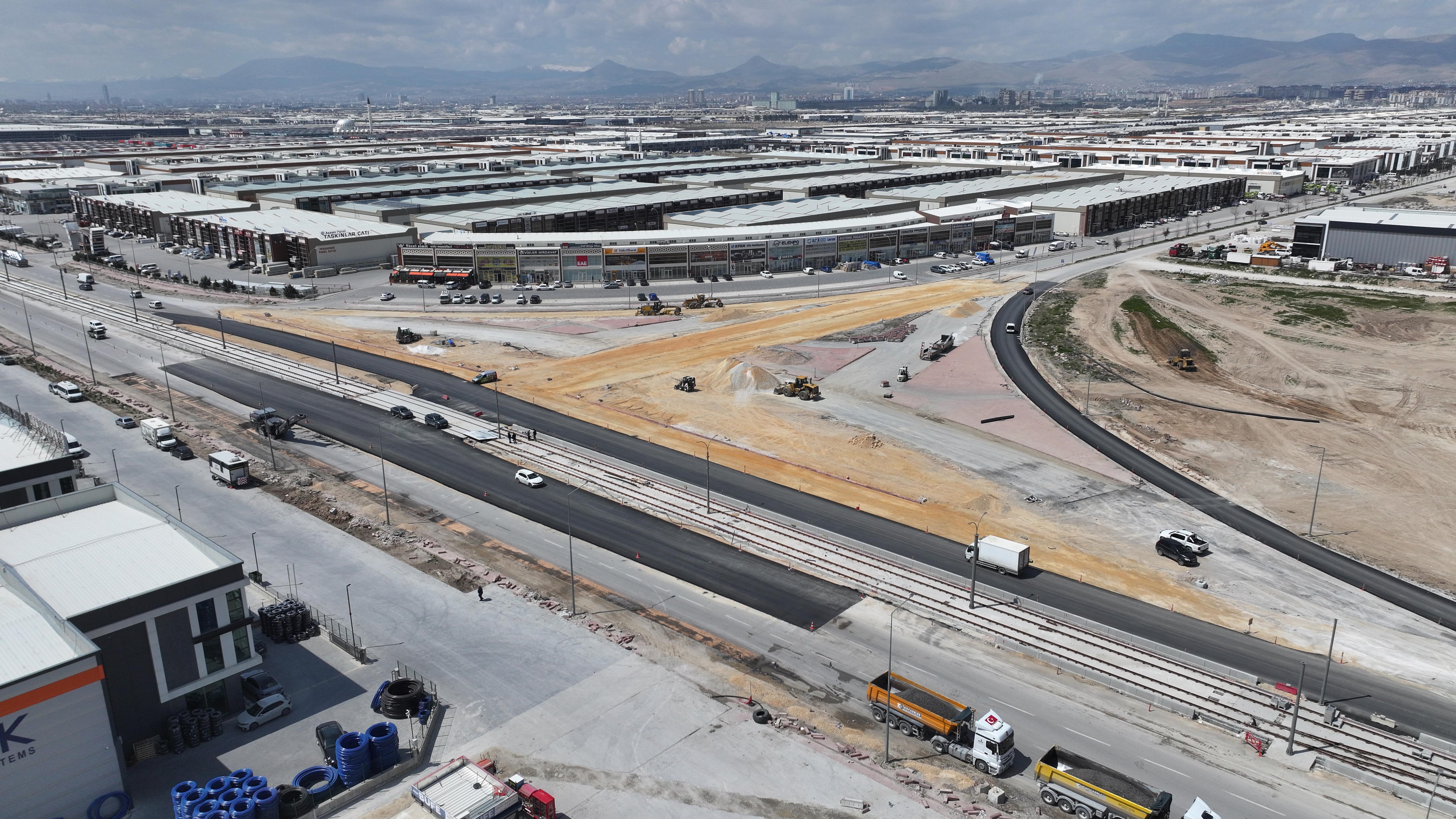 BAŞKAN ALTAY STADYUM-ŞEHİR HASTANESİ TRAMVAY HATTI’NDA YOĞUN MESAİNİN SÜRDÜĞÜNÜ AÇIKLADI