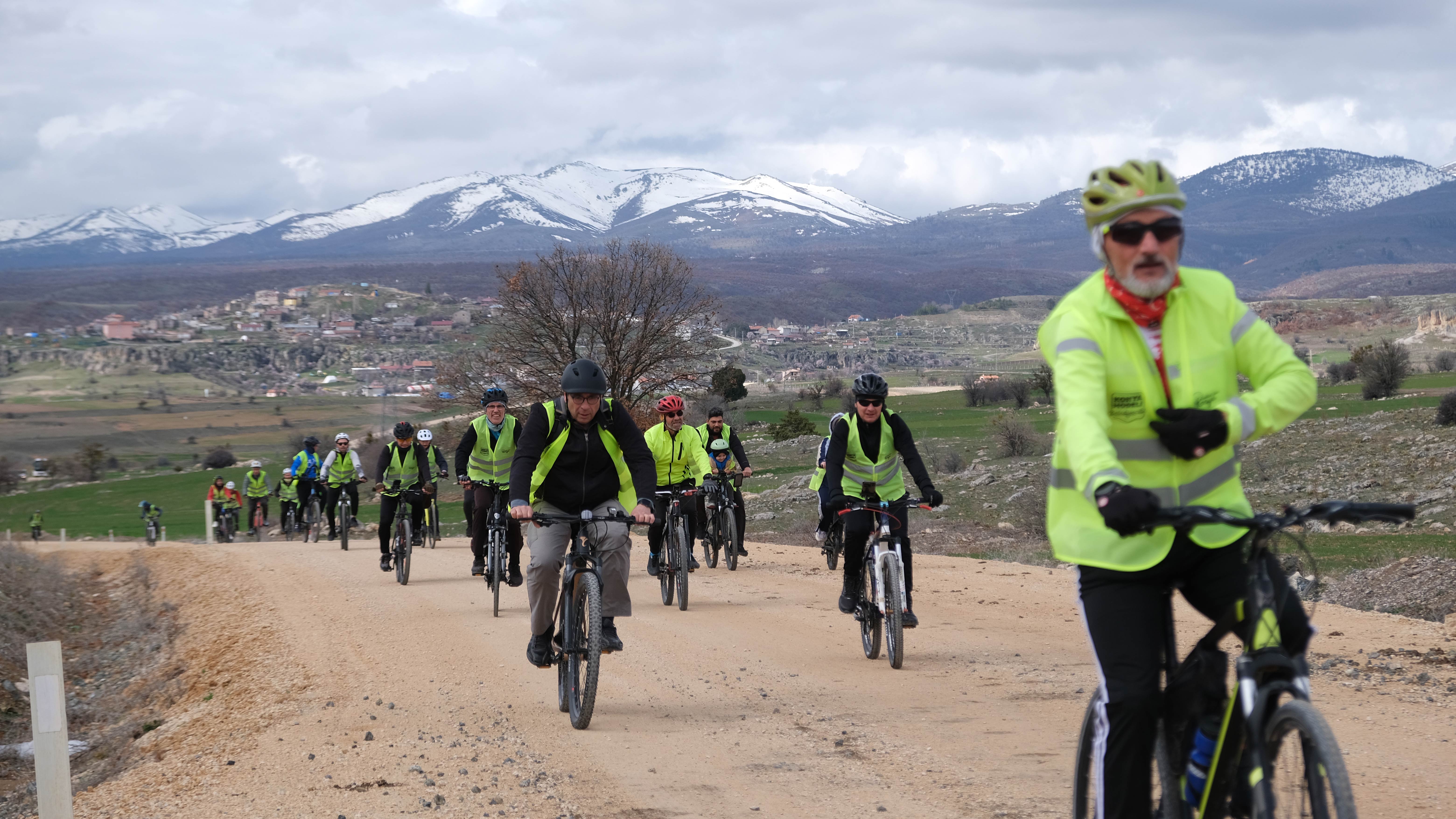 AVRUPA BİSİKLET BAŞKENTİ KONYA’DA PEDALLAR TARİHE VE DOĞAYA DÖNDÜ