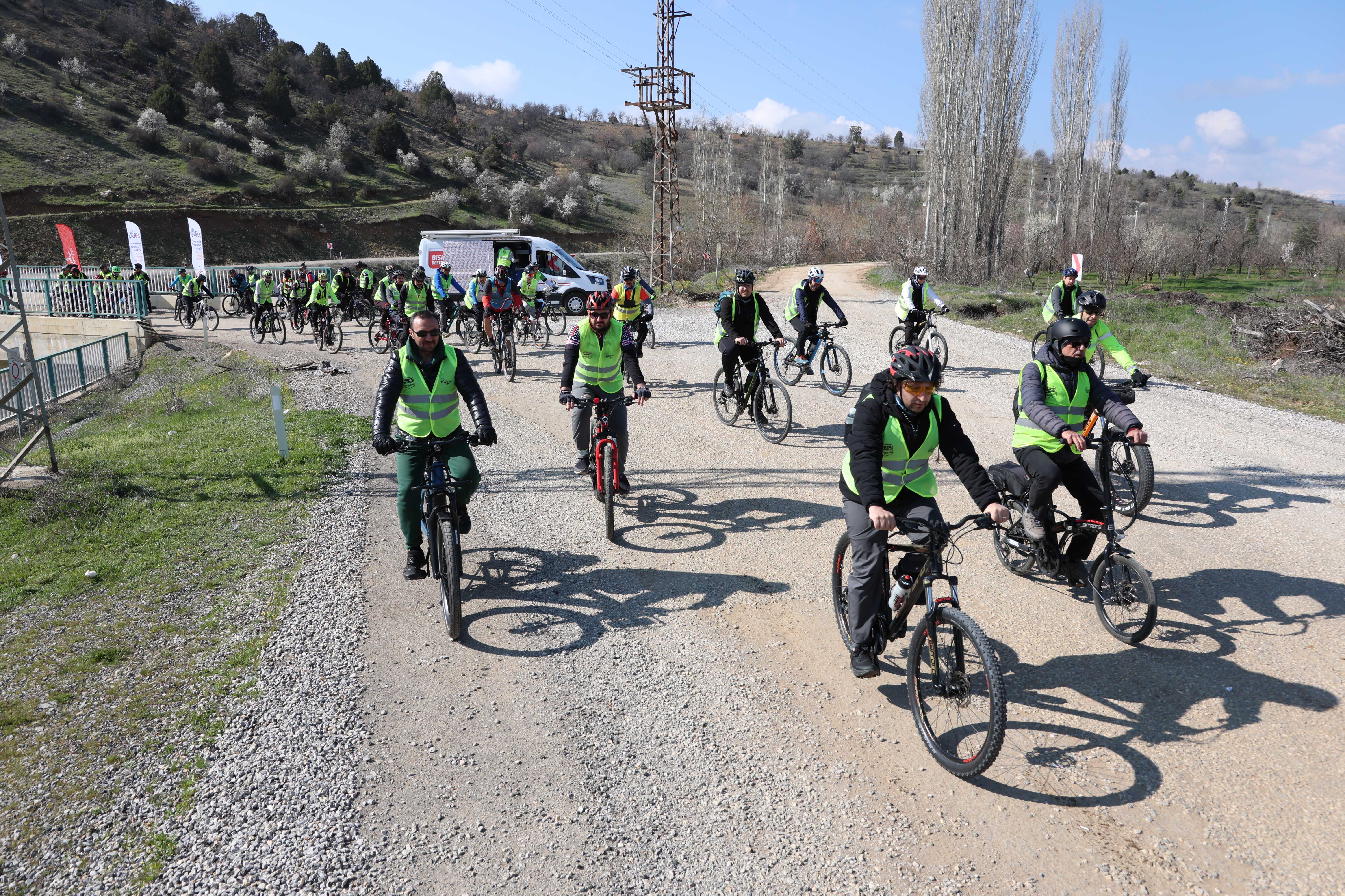 AVRUPA BİSİKLET BAŞKENTİ KONYA’DA PEDALLAR TARİHE VE DOĞAYA DÖNDÜ