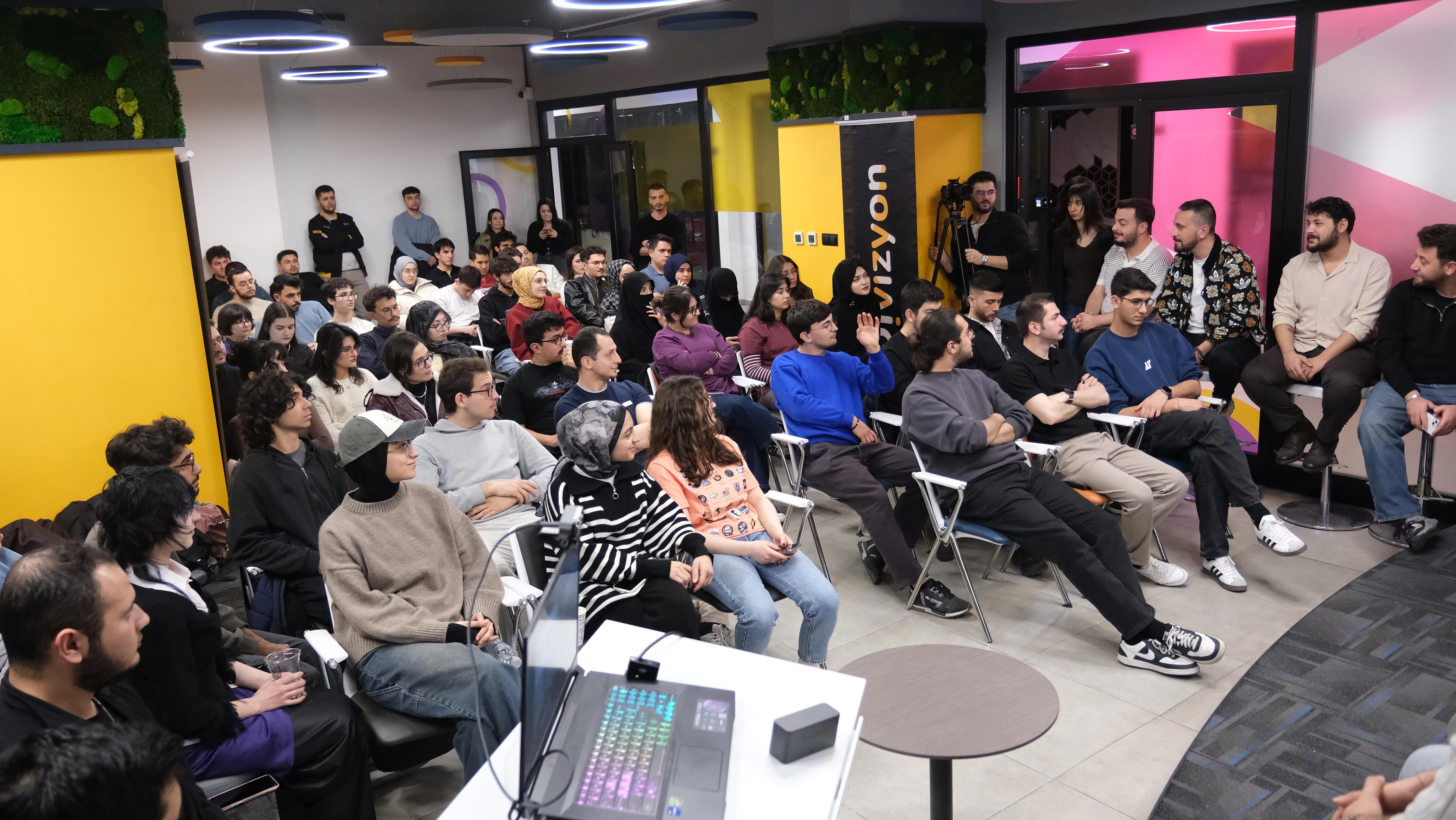 ÜNİVERSİTE GENÇLİĞİ KONYA BÜYÜKŞEHİR’İN GENÇLİK HAMLESİ DİVİZYON’LA GELİŞİYOR