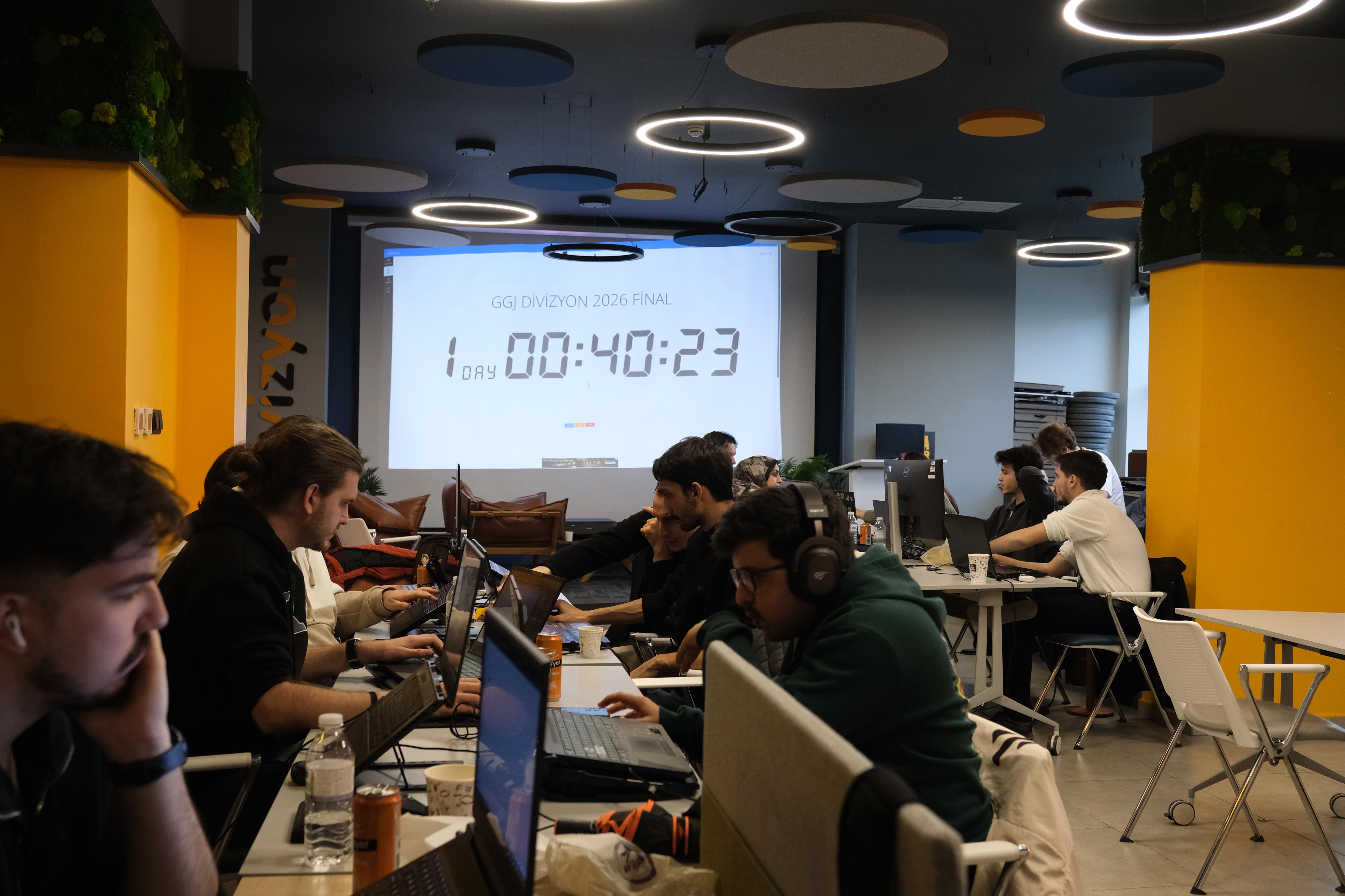 ÜNİVERSİTE GENÇLİĞİ KONYA BÜYÜKŞEHİR’İN GENÇLİK HAMLESİ DİVİZYON’LA GELİŞİYOR