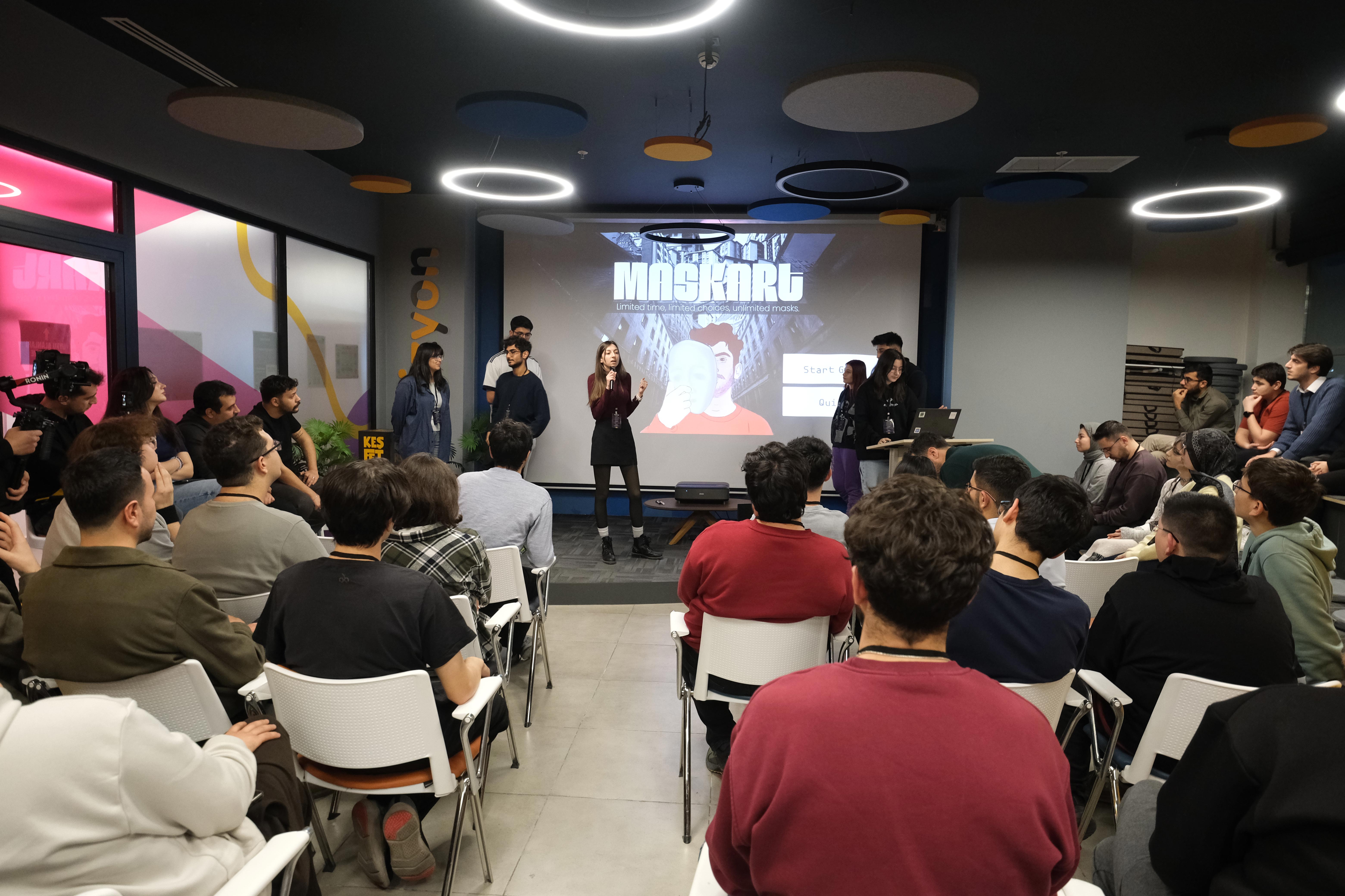 ÜNİVERSİTE GENÇLİĞİ KONYA BÜYÜKŞEHİR’İN GENÇLİK HAMLESİ DİVİZYON’LA GELİŞİYOR