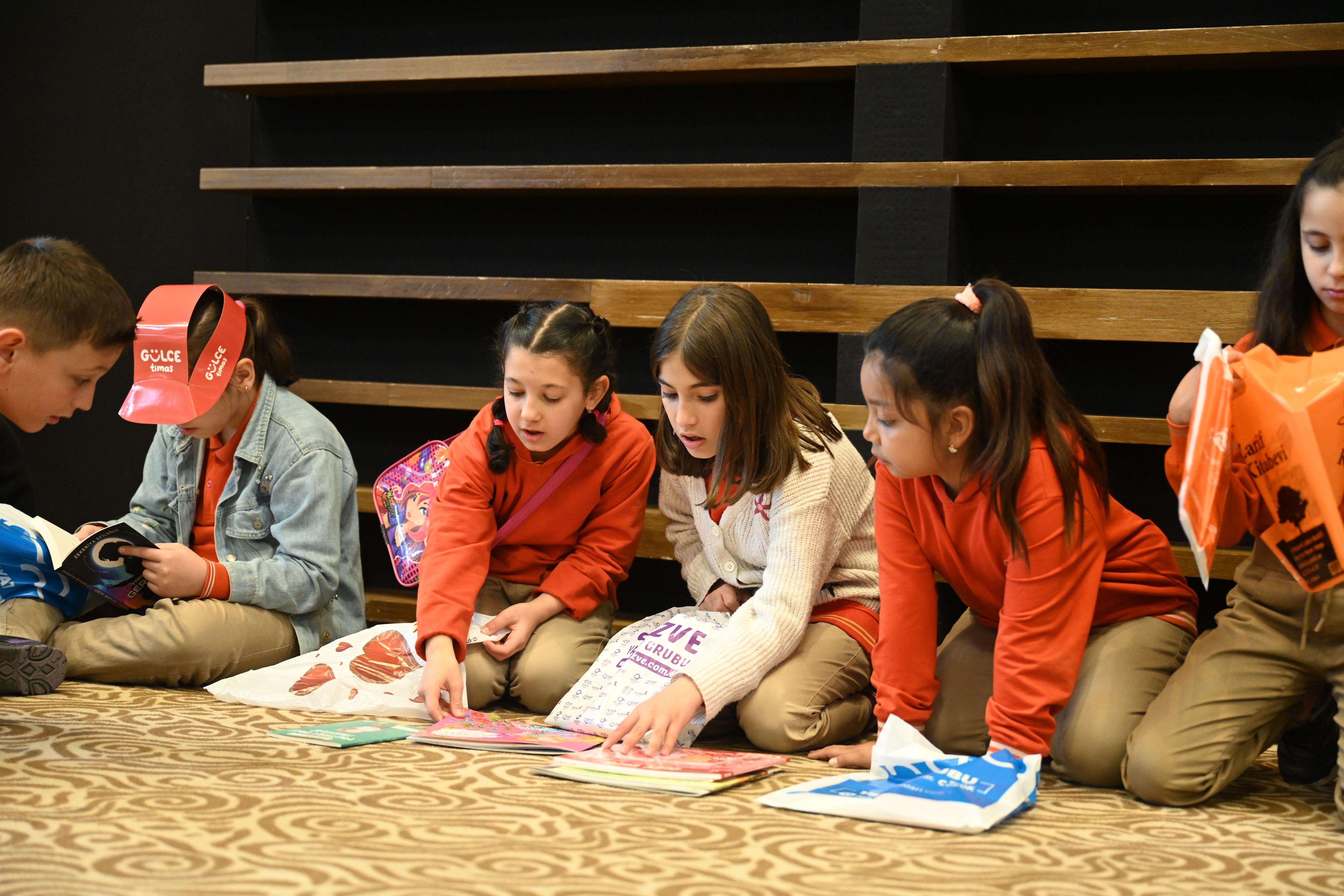 BAŞKAN ALTAY TÜM MİNİK OKURLARI VE AİLELERİ 2. ÇOCUK KİTAP GÜNLERİ’NE DAVET ETTİ