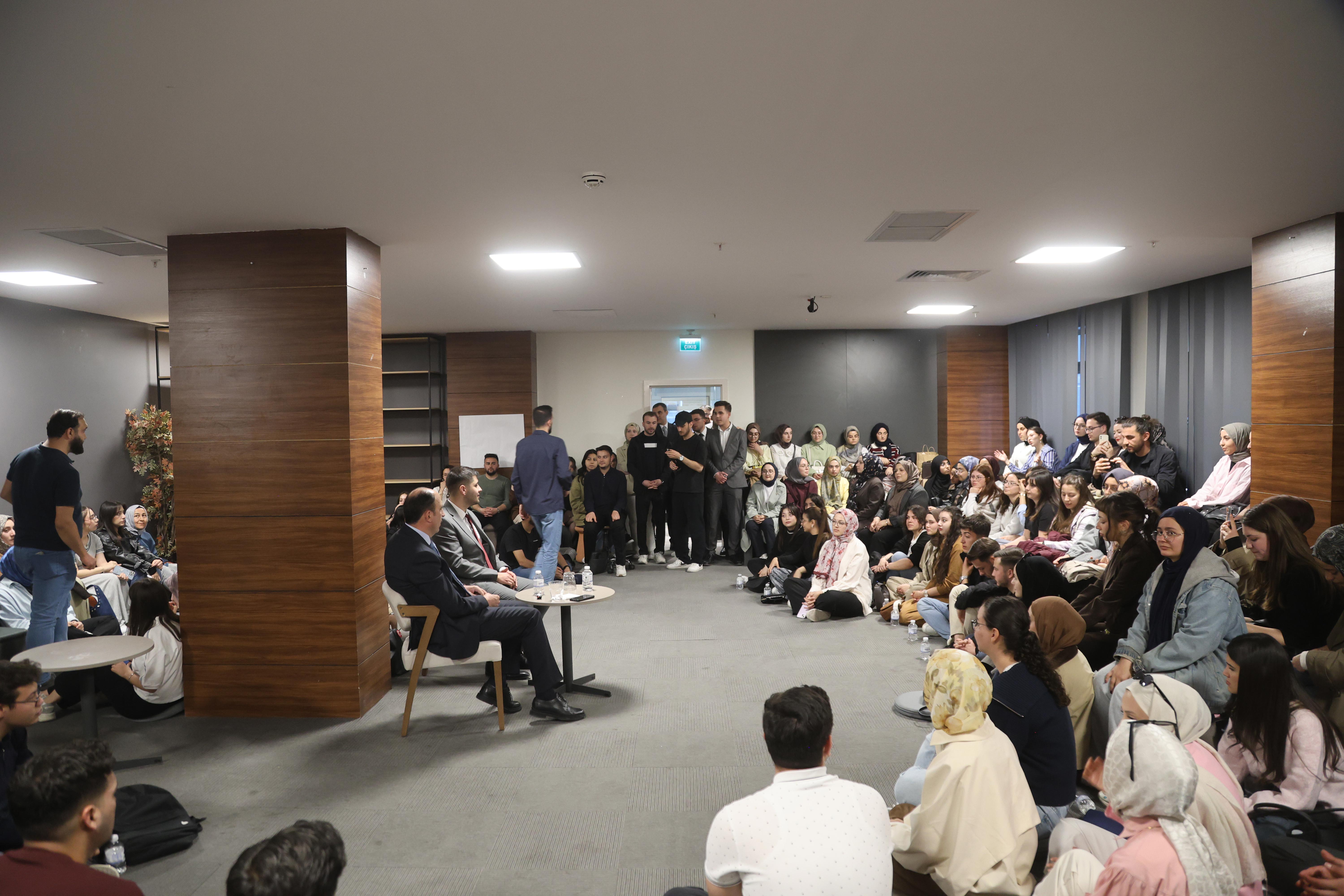 BAŞKAN ALTAY, ÇOCUK MECLİSİ VE GENÇLİK MECLİSİ ÜYELERİYLE BULUŞTU