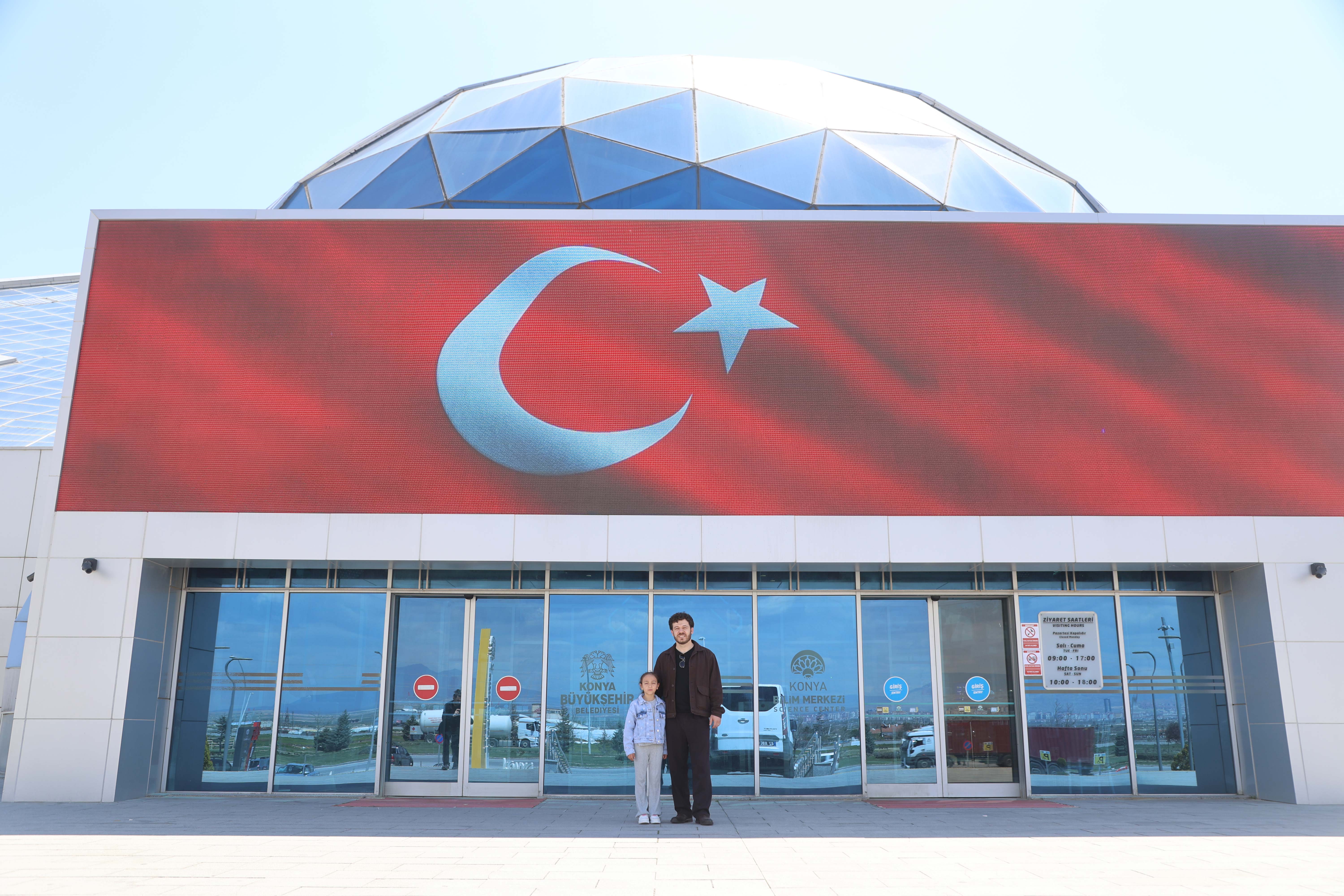 KONYA BÜYÜKŞEHİR’DEN MİNİK İLAYDA’YA 23 NİSAN SÜRPRİZİ