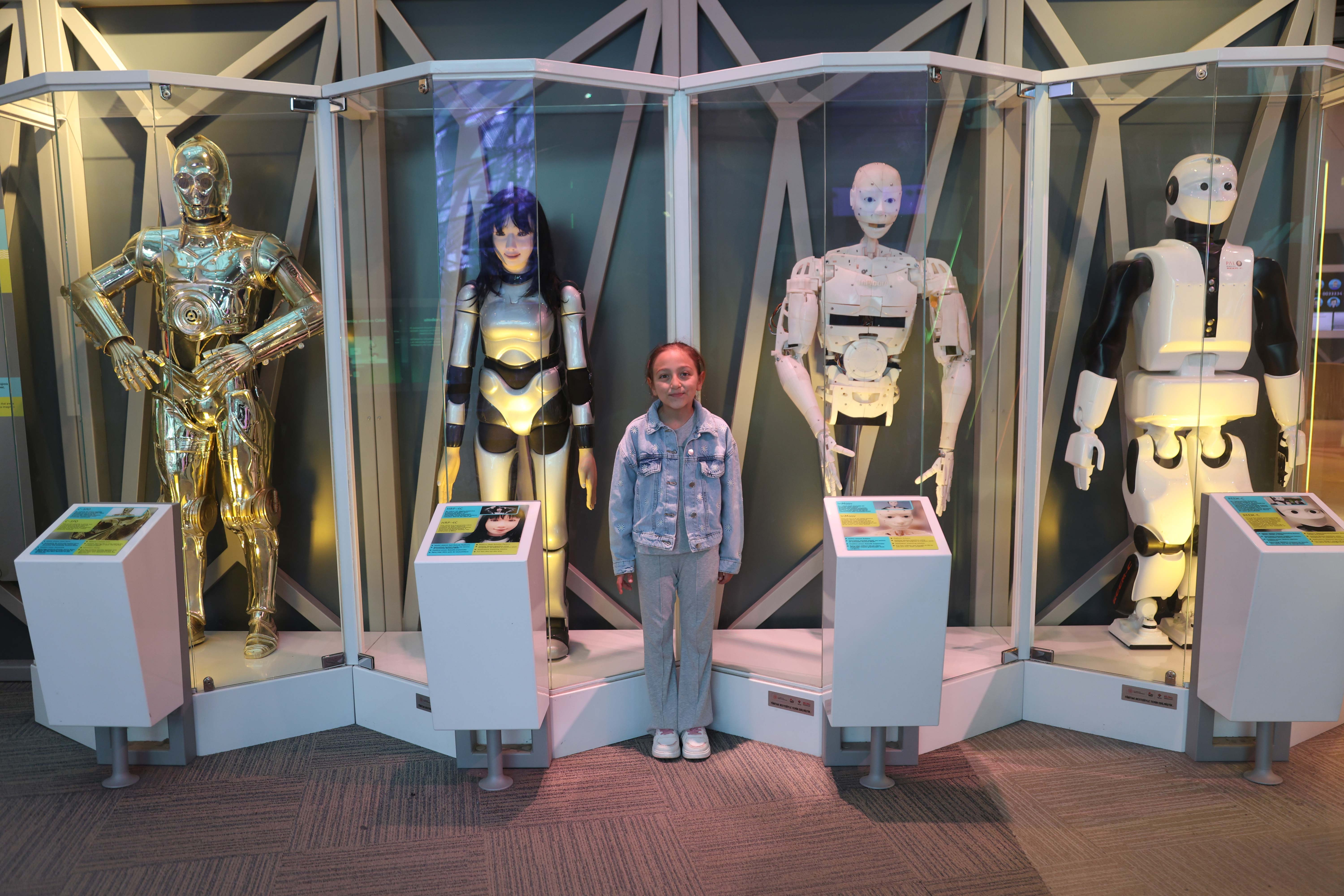 KONYA BÜYÜKŞEHİR’DEN MİNİK İLAYDA’YA 23 NİSAN SÜRPRİZİ