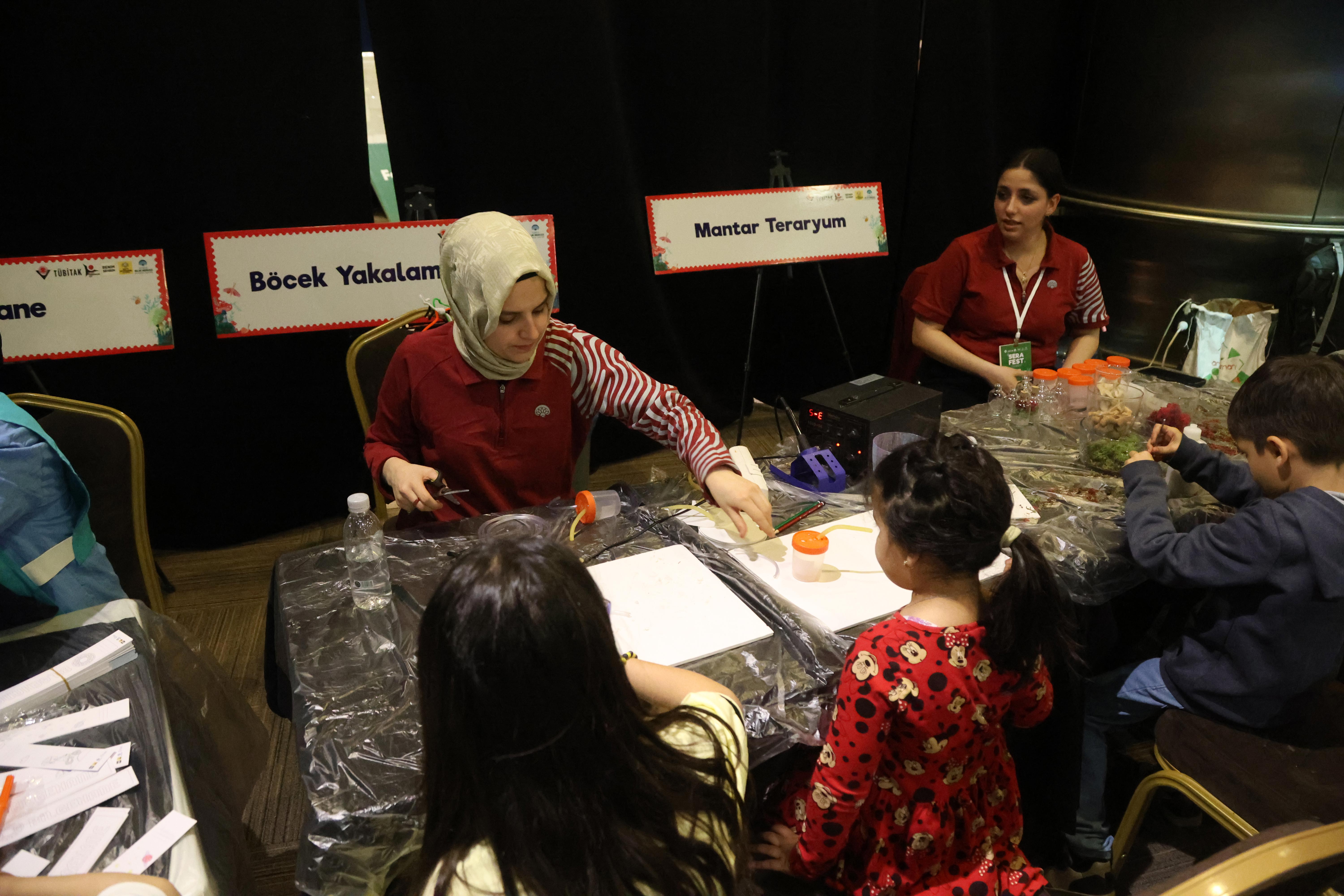 KONYA BİLİM MERKEZİ “SERAFEST” İLE ÇOCUKLARI BİLİM VE DOĞAYLA BULUŞTURUYOR