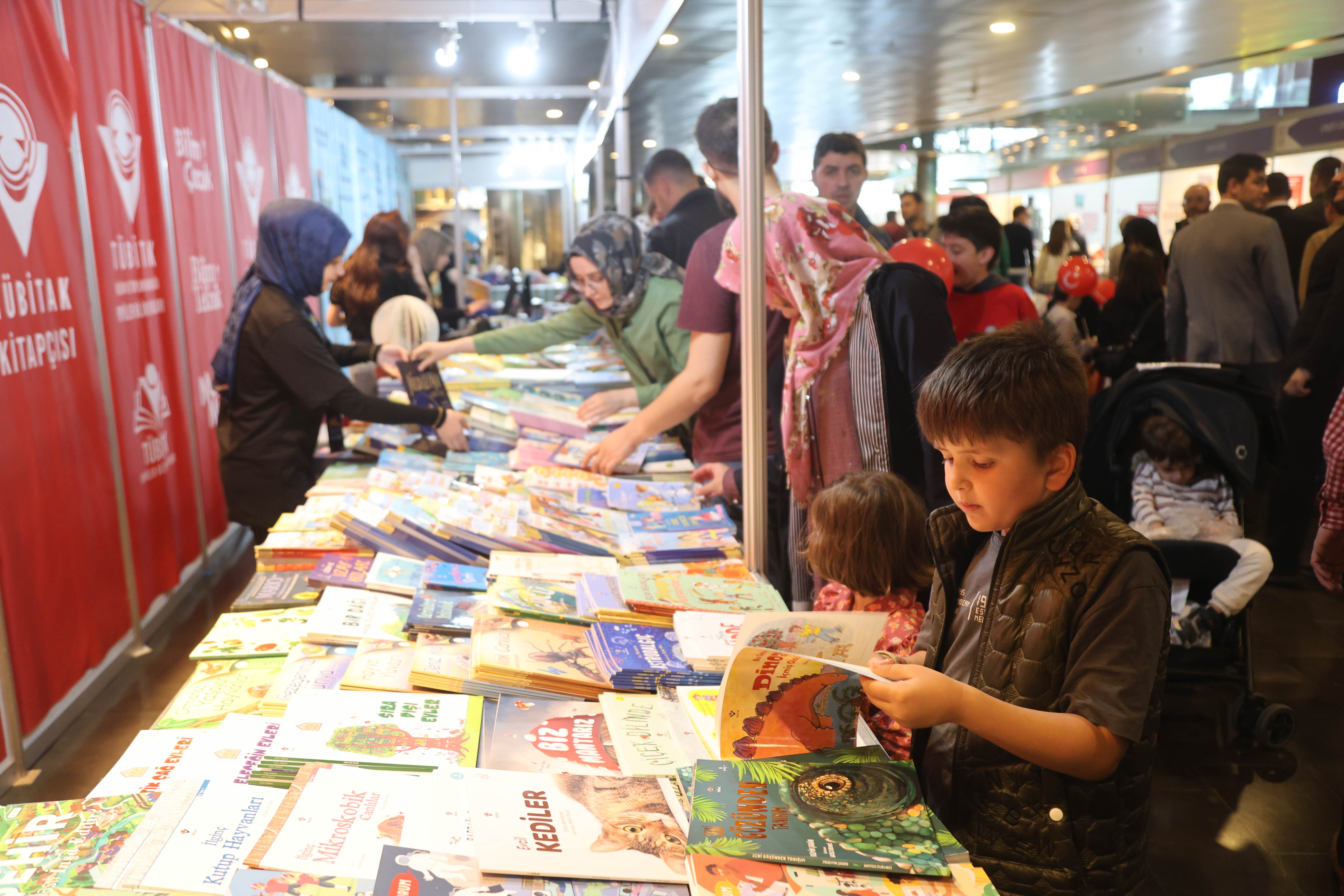 KONYA’DA “2. ÇOCUK KİTAP GÜNLERİ” COŞKUSU SÜRÜYOR