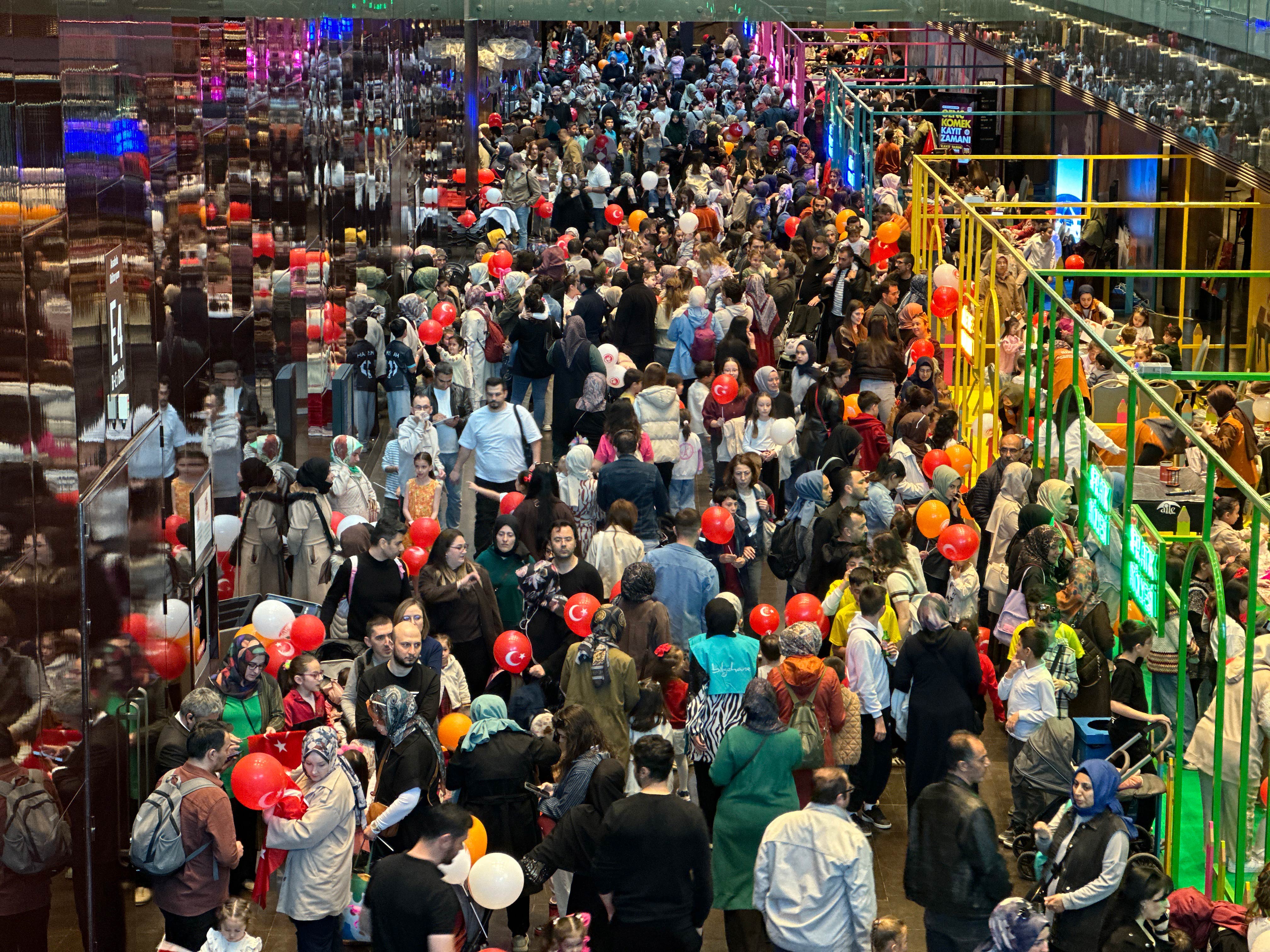 KONYA’DA “2. ÇOCUK KİTAP GÜNLERİ” COŞKUSU SÜRÜYOR