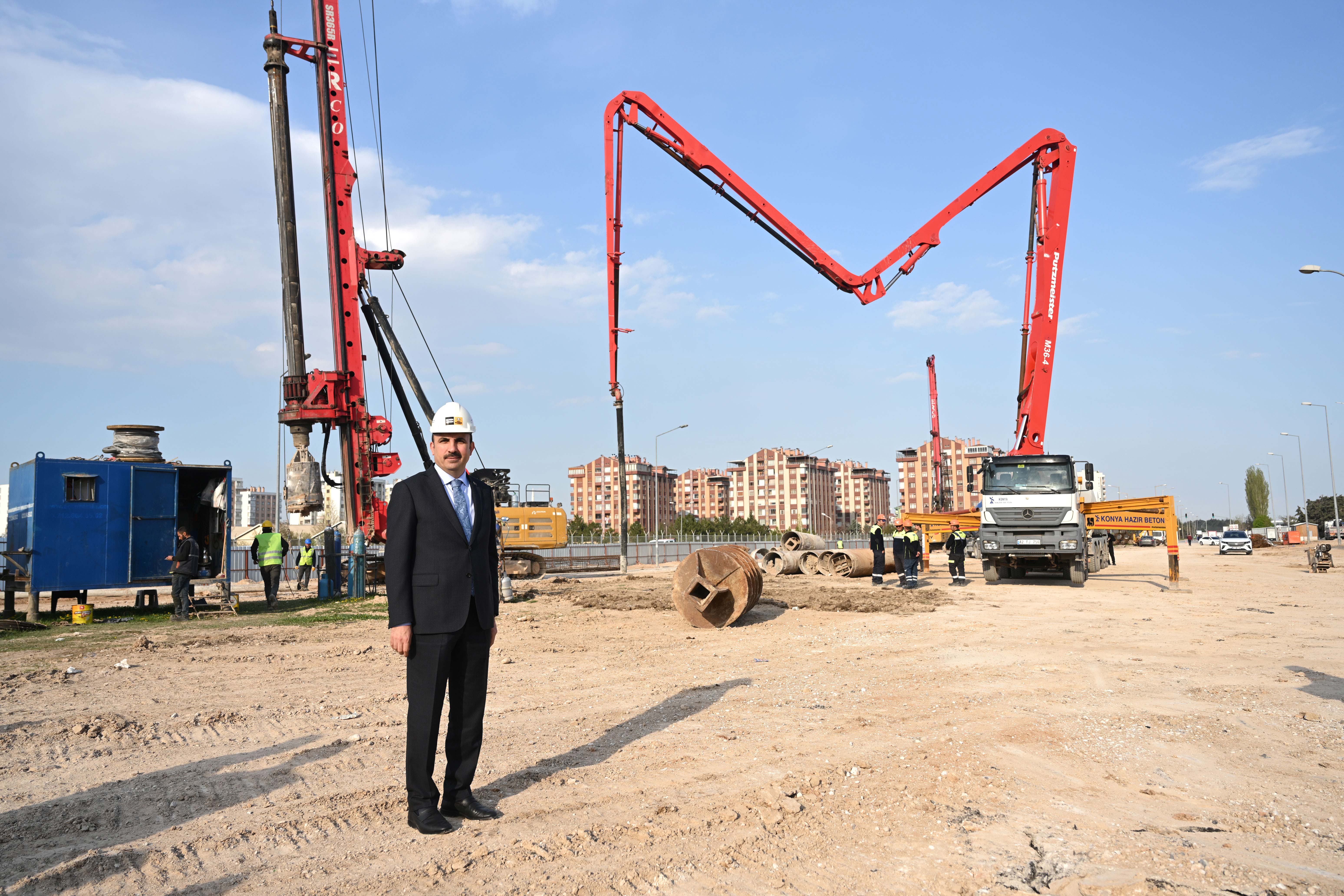 BAŞKAN ALTAY: “OTOGAR KAVŞAĞI’NDA KARAYOLUNU VE RAYLI SİSTEMİ ÜSTE ALACAK BİR KÖPRÜLÜ KAVŞAK ÇALIŞMASI YÜRÜTÜYORUZ”