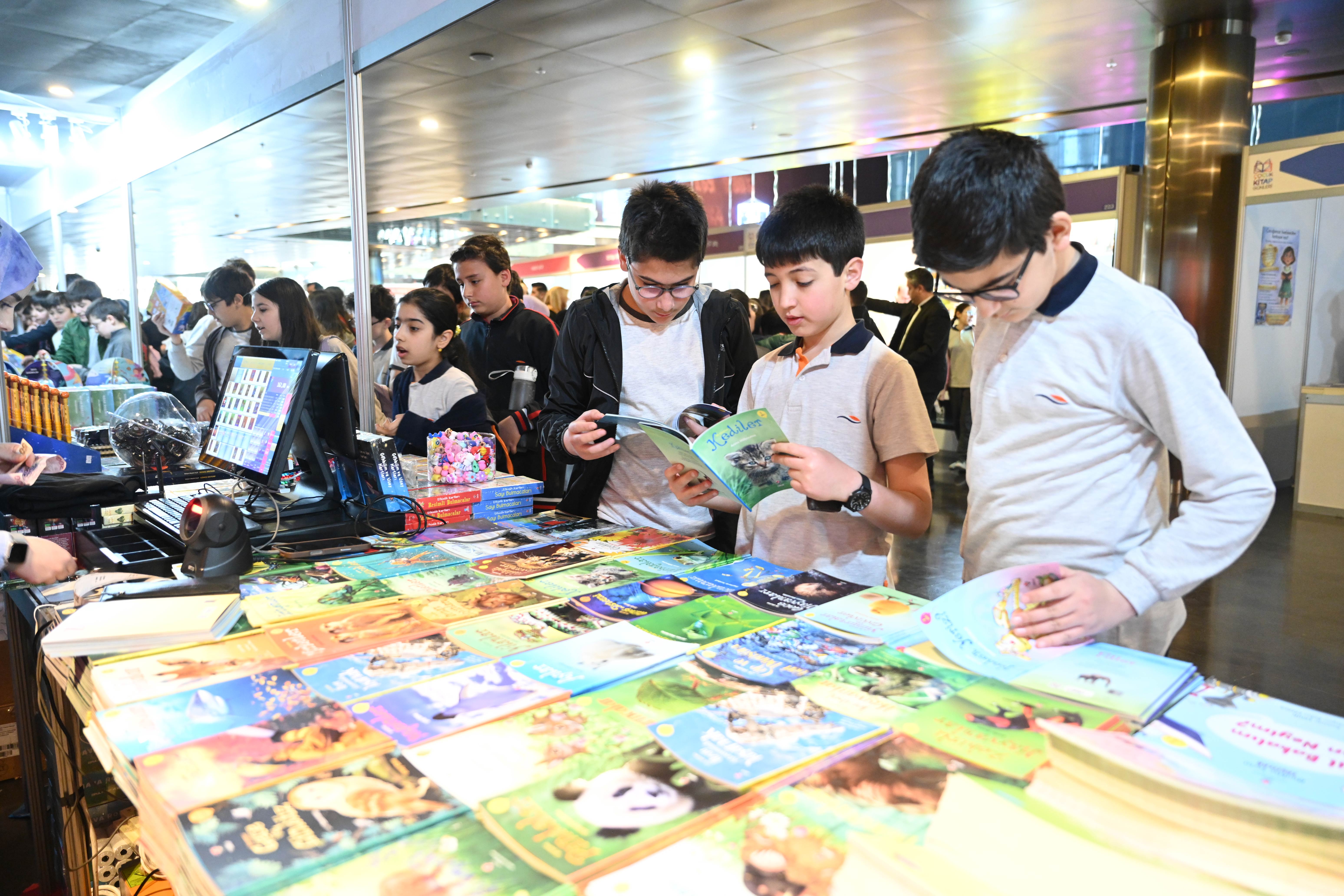 BAŞKAN ALTAY, 2. KONYA ÇOCUK KİTAP GÜNLERİ’NE KATILAN VE KATKI SUNAN HERKESE TEŞEKKÜR ETTİ