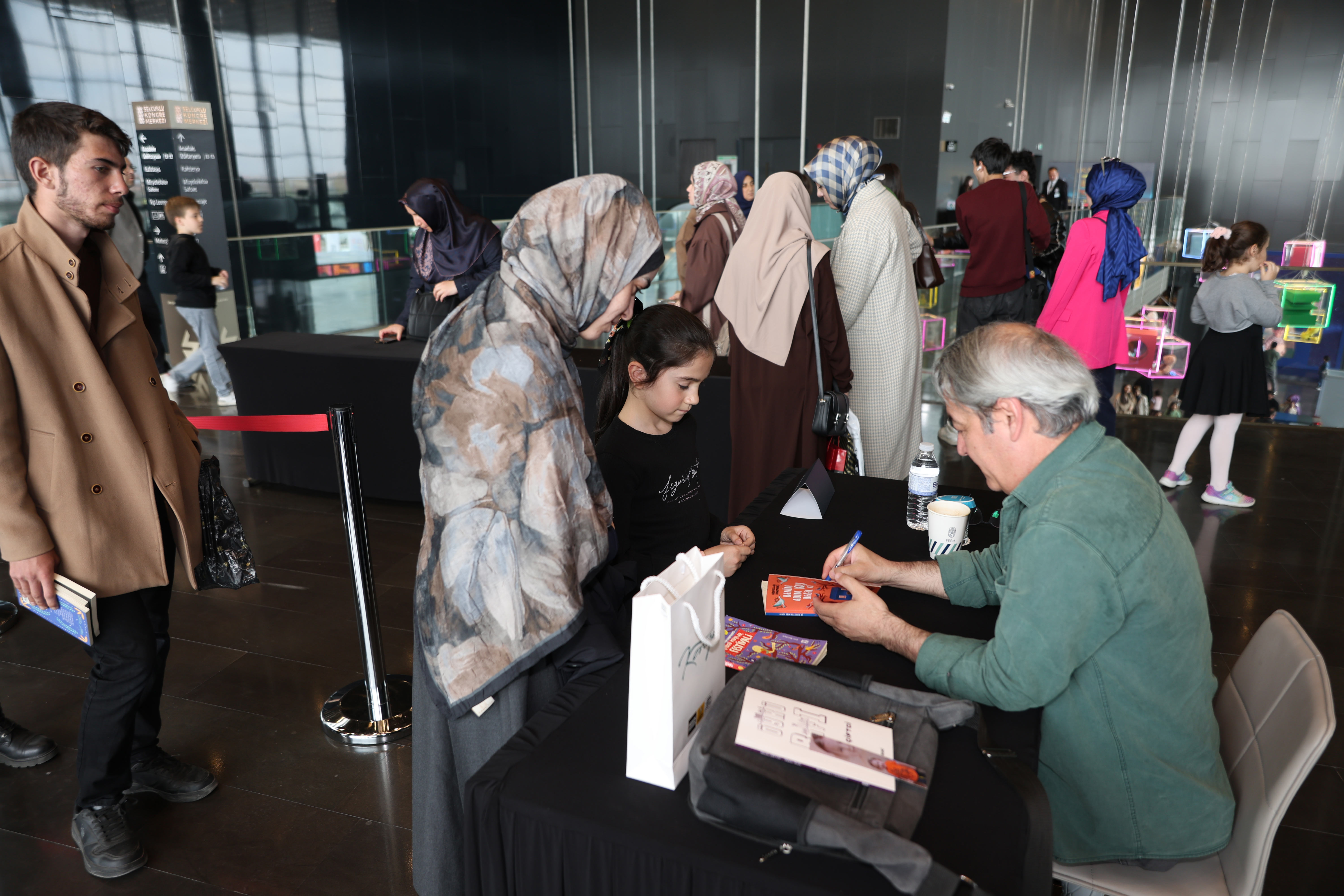 BAŞKAN ALTAY, 2. KONYA ÇOCUK KİTAP GÜNLERİ’NE KATILAN VE KATKI SUNAN HERKESE TEŞEKKÜR ETTİ