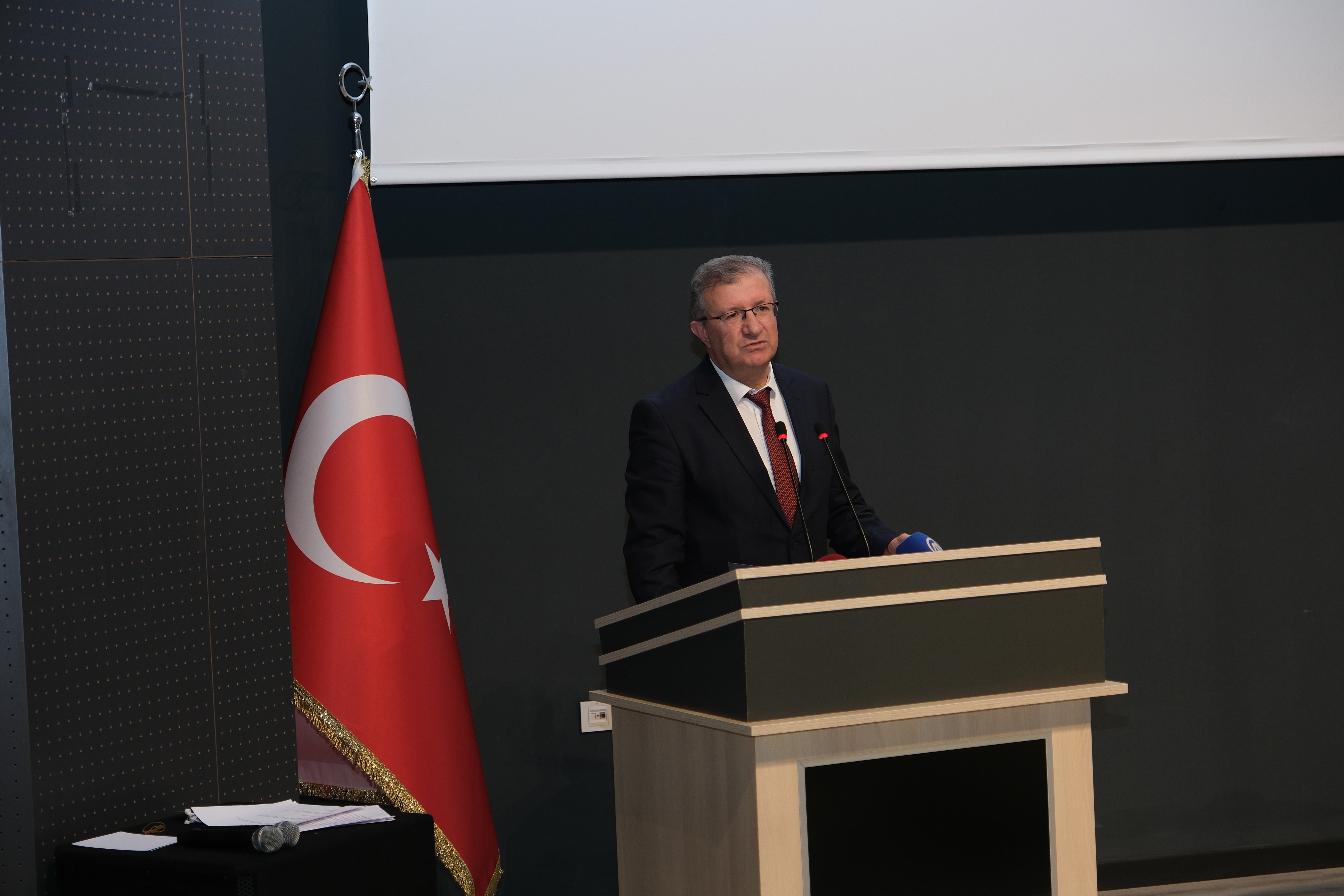 GENÇ KÜLTÜR KARTIN “GERÇEĞİN ZIRHI: SAVUNMA SANAYİ” PROJESİ GENÇLERLE BULUŞTU