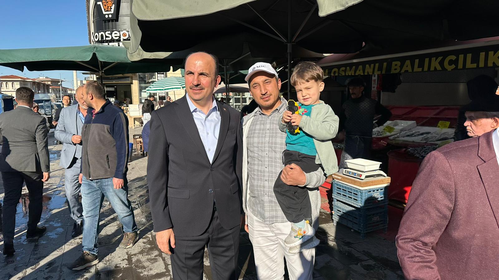 BAŞKAN ALTAY, BAŞKAN KILCA VE GENEL MÜDÜR YILMAZ AKÇEŞME KENTSEL DÖNÜŞÜM ALANI VE KADINLAR PAZARI’NI İNCELEDİ