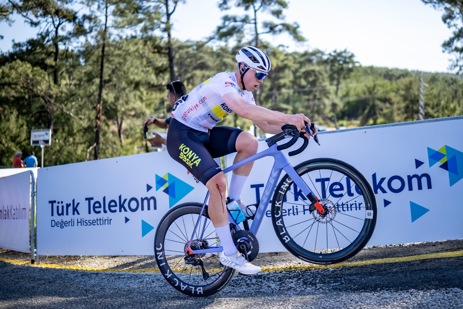 BÜYÜKŞEHİRLİ MUSTAFA TARAKÇI, 61. CUMHURBAŞKANLIĞI TÜRKİYE BİSİKLET TURU’NDA GURURLANDIRDI
