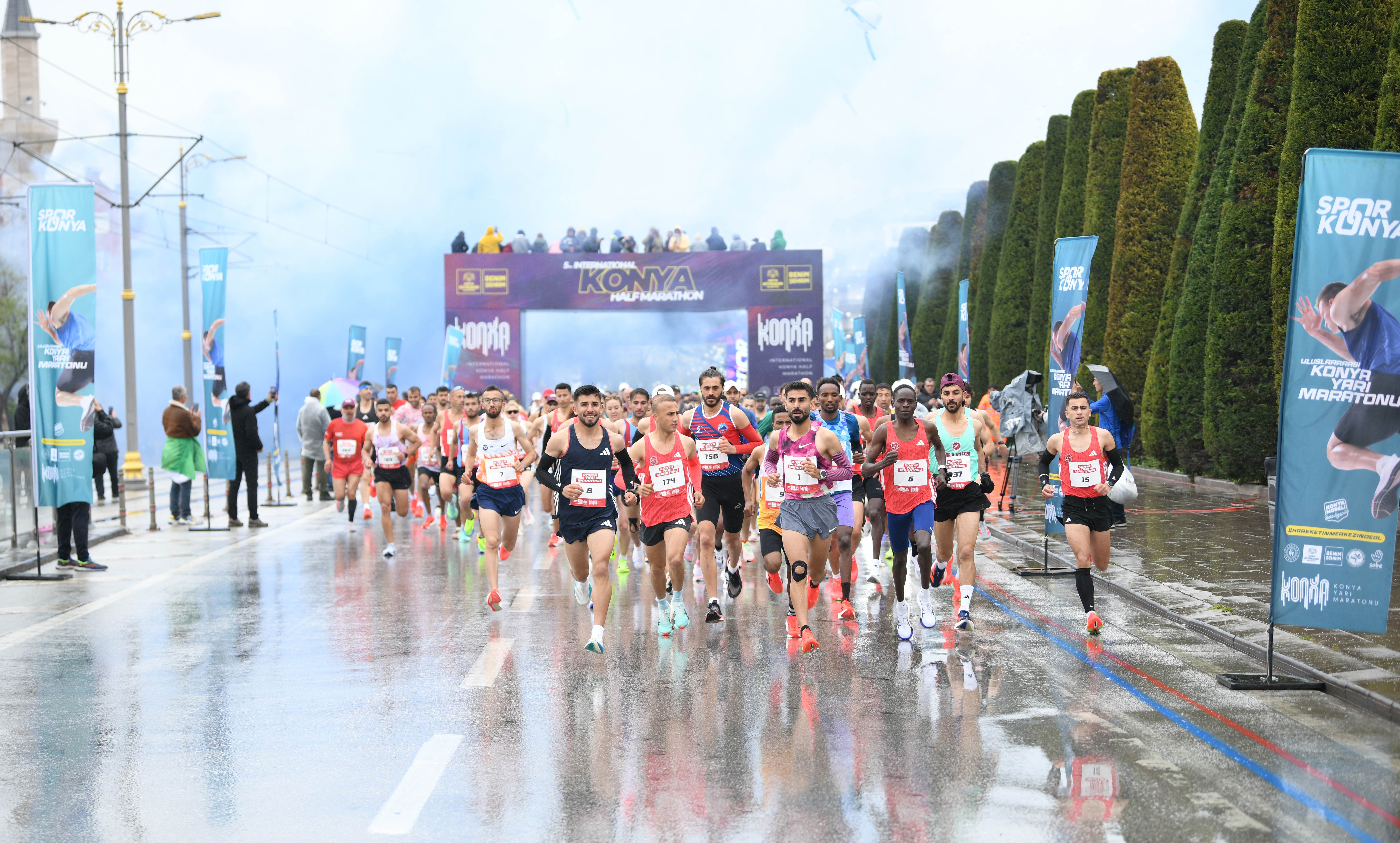 5. ULUSLARARASI KONYA YARI MARATONU’NDA DÜNYANIN RİTMİ KONYA’DA ATTI