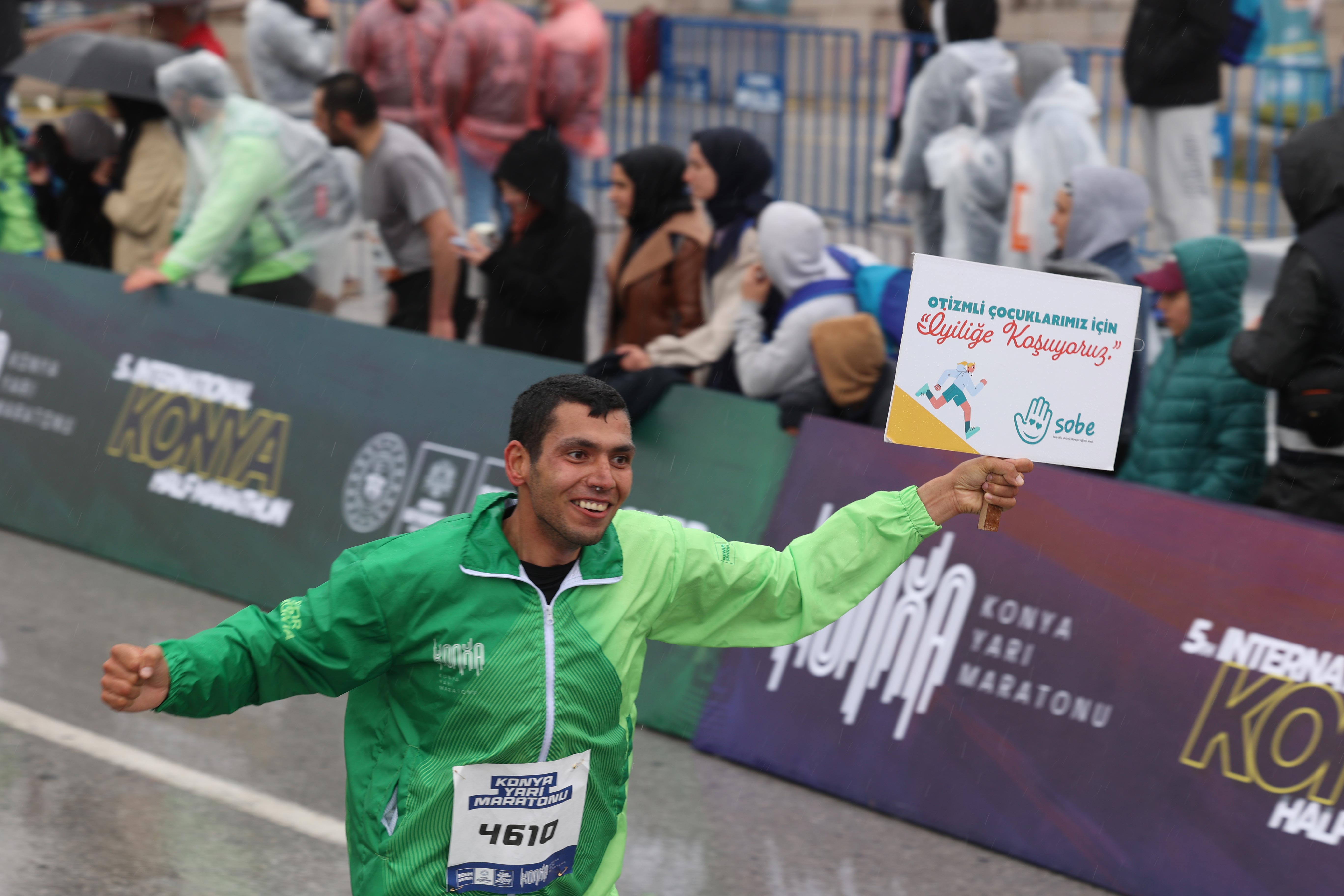 5. ULUSLARARASI KONYA YARI MARATONU’NDA DÜNYANIN RİTMİ KONYA’DA ATTI