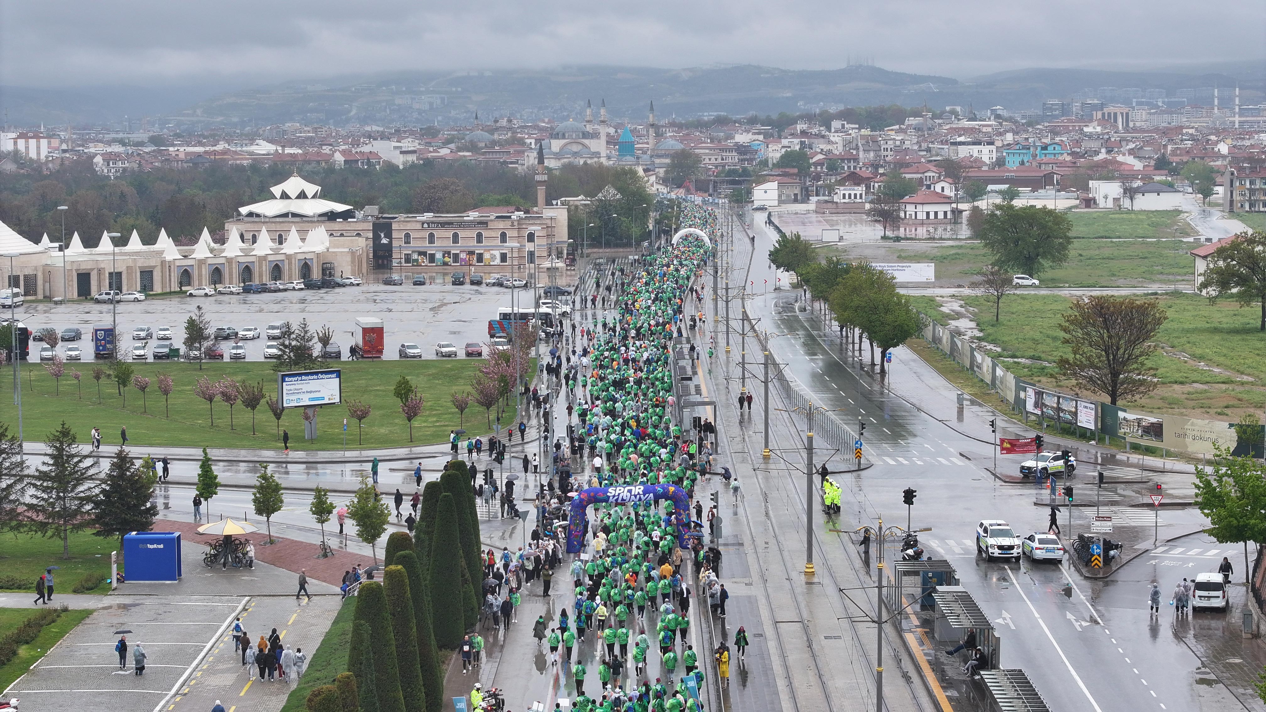 5. ULUSLARARASI KONYA YARI MARATONU’NDA DÜNYANIN RİTMİ KONYA’DA ATTI
