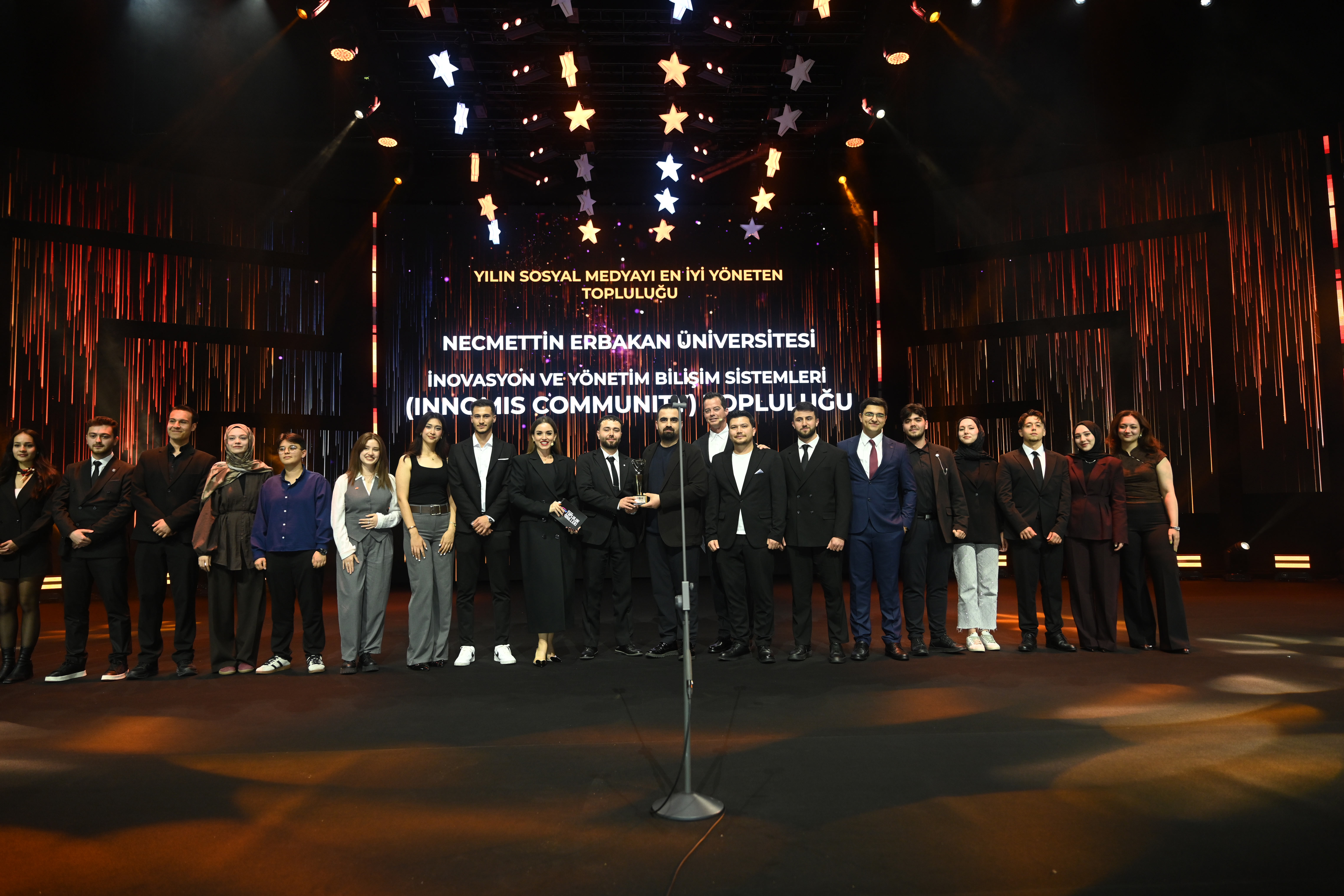 2. GENÇLİK MECLİSİ TOPLULUK ÖDÜLLERİ SAHİPLERİNİ BULDU