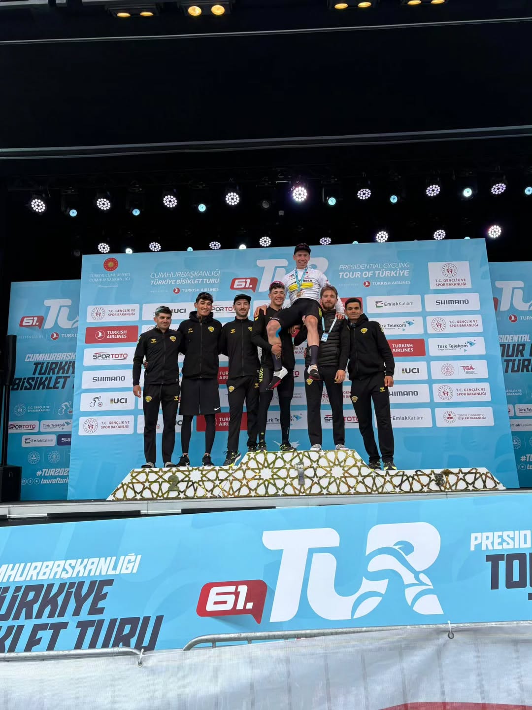 KONYA BÜYÜKŞEHİRLİ PEDALLAR, CUMHURBAŞKANLIĞI BİSİKLET TURU’NDA GÖZ DOLDURDU