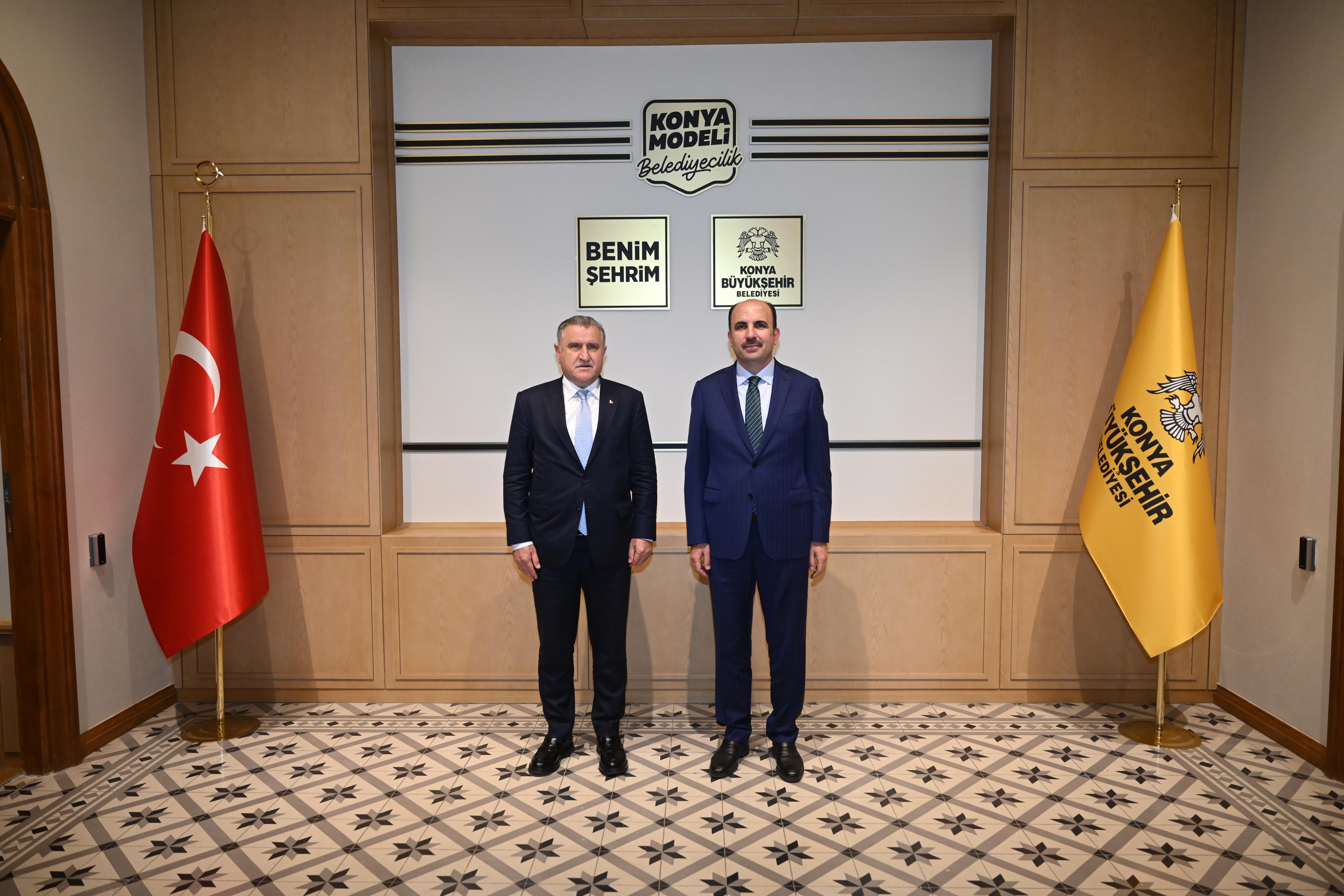 BAKAN BAK VE AK PARTİ GENEL BAŞKAN YARDIMCISI BÜYÜKGÜMÜŞ, BAŞKAN ALTAY’I ZİYARET ETTİ