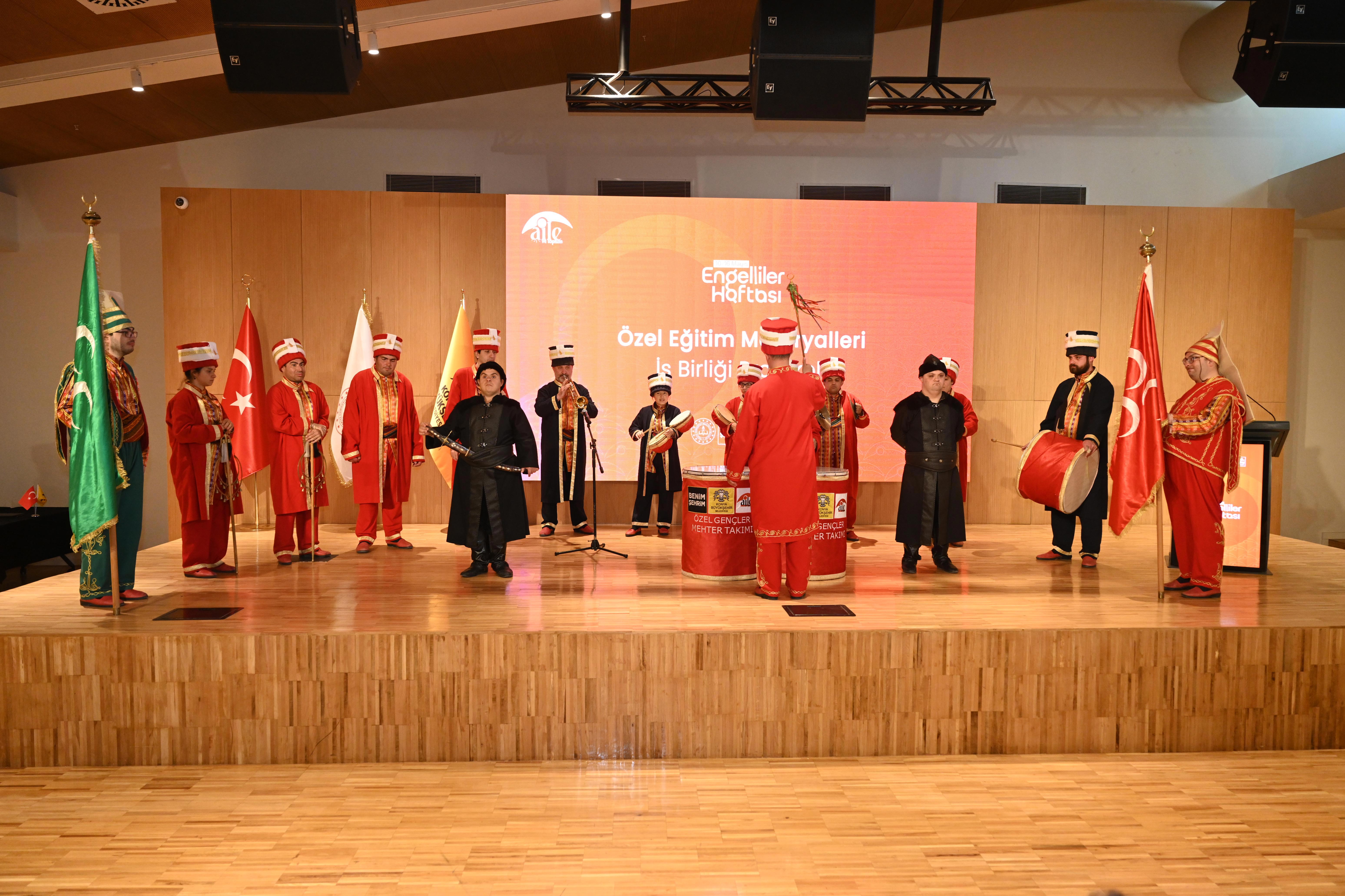 BAŞKAN ALTAY: “HERKESİN EŞİT İMKÂNLARLA HAYATIN İÇERİSİNDE YER ALABİLDİĞİ BİR ŞEHİR ANLAYIŞI EN TEMEL HEDEFİMİZDİR”