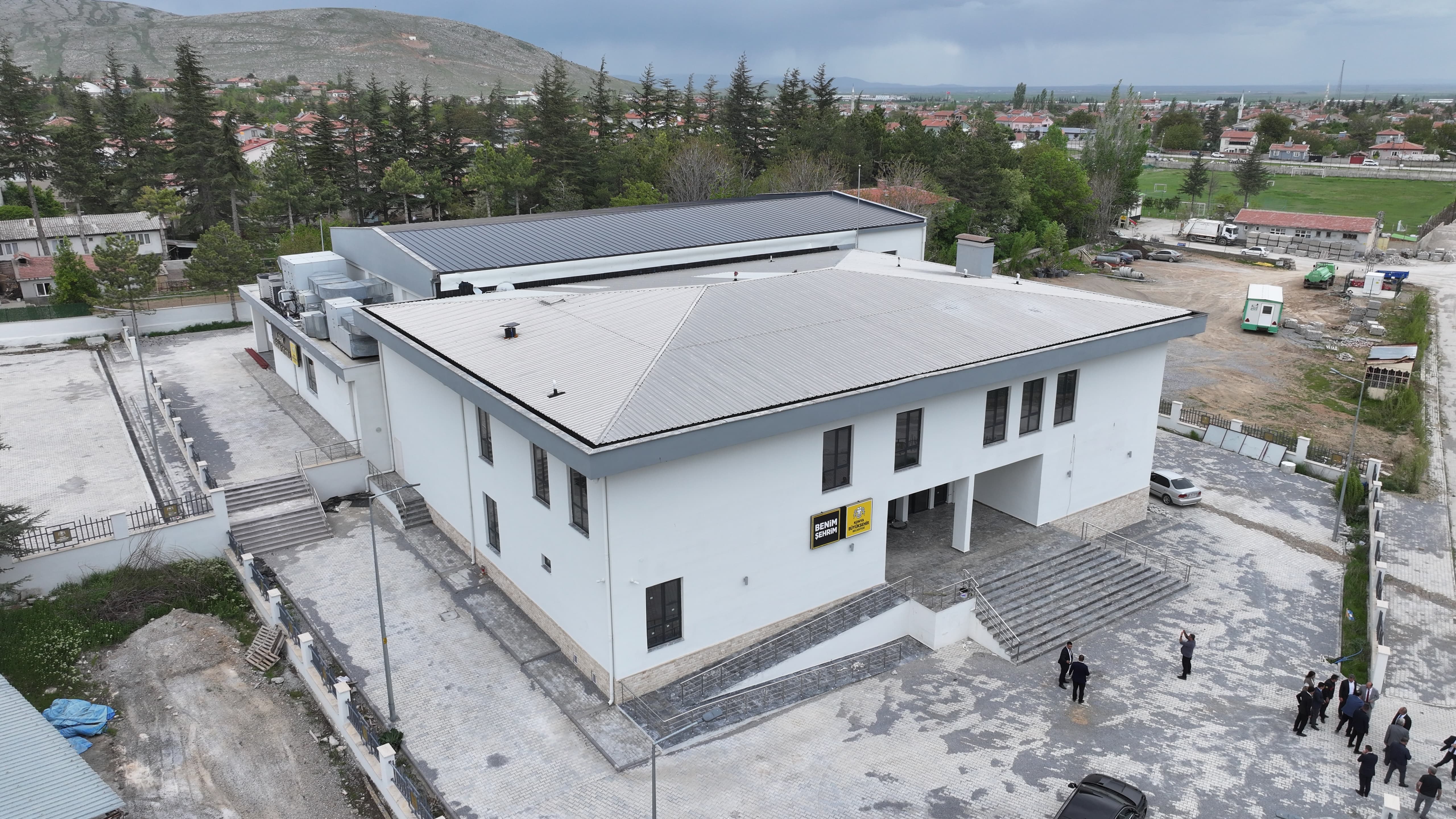 BAŞKAN ALTAY SARAYÖNÜ’NDE VATANDAŞLARLA BULUŞTU