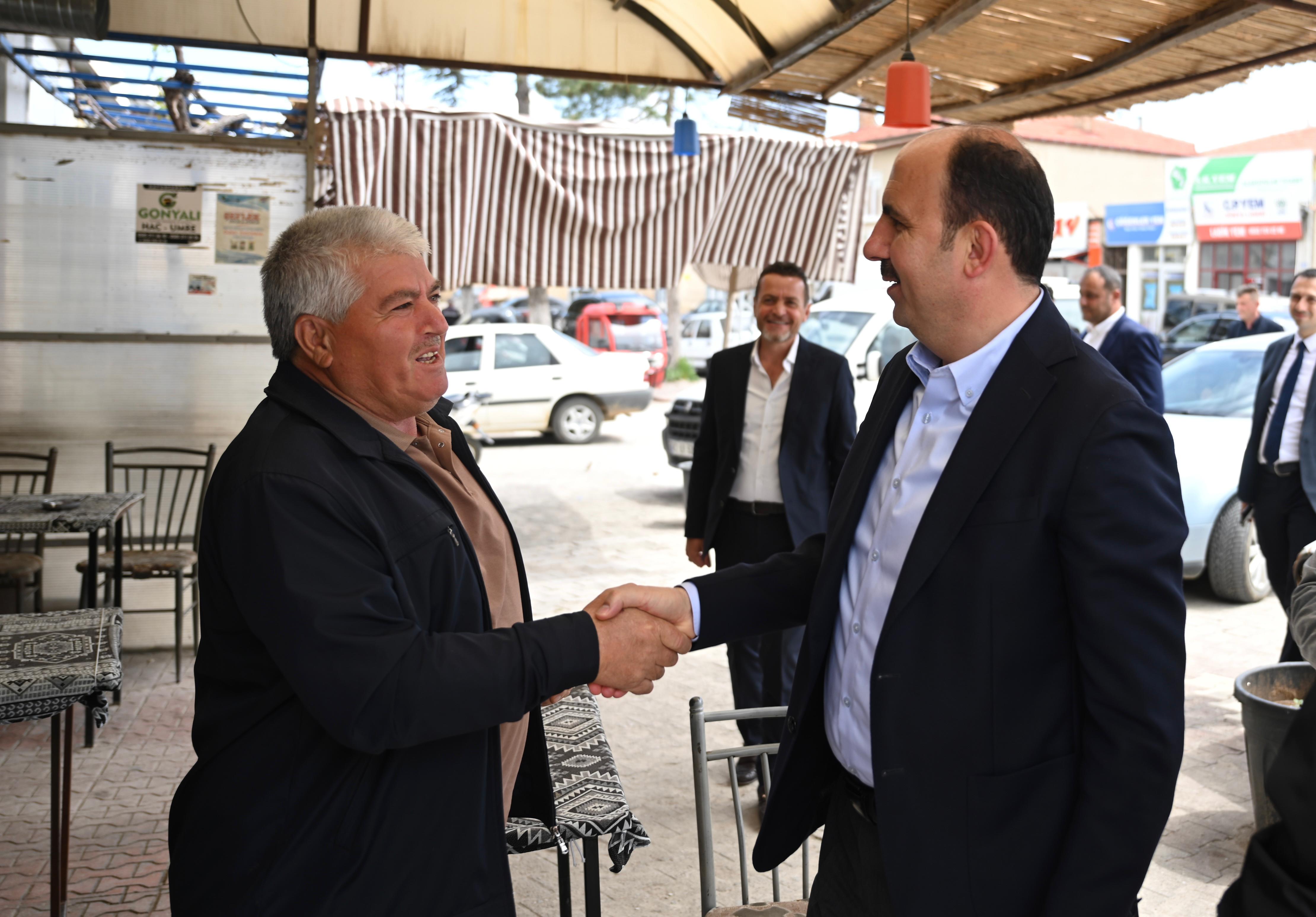 BAŞKAN ALTAY SARAYÖNÜ’NDE VATANDAŞLARLA BULUŞTU