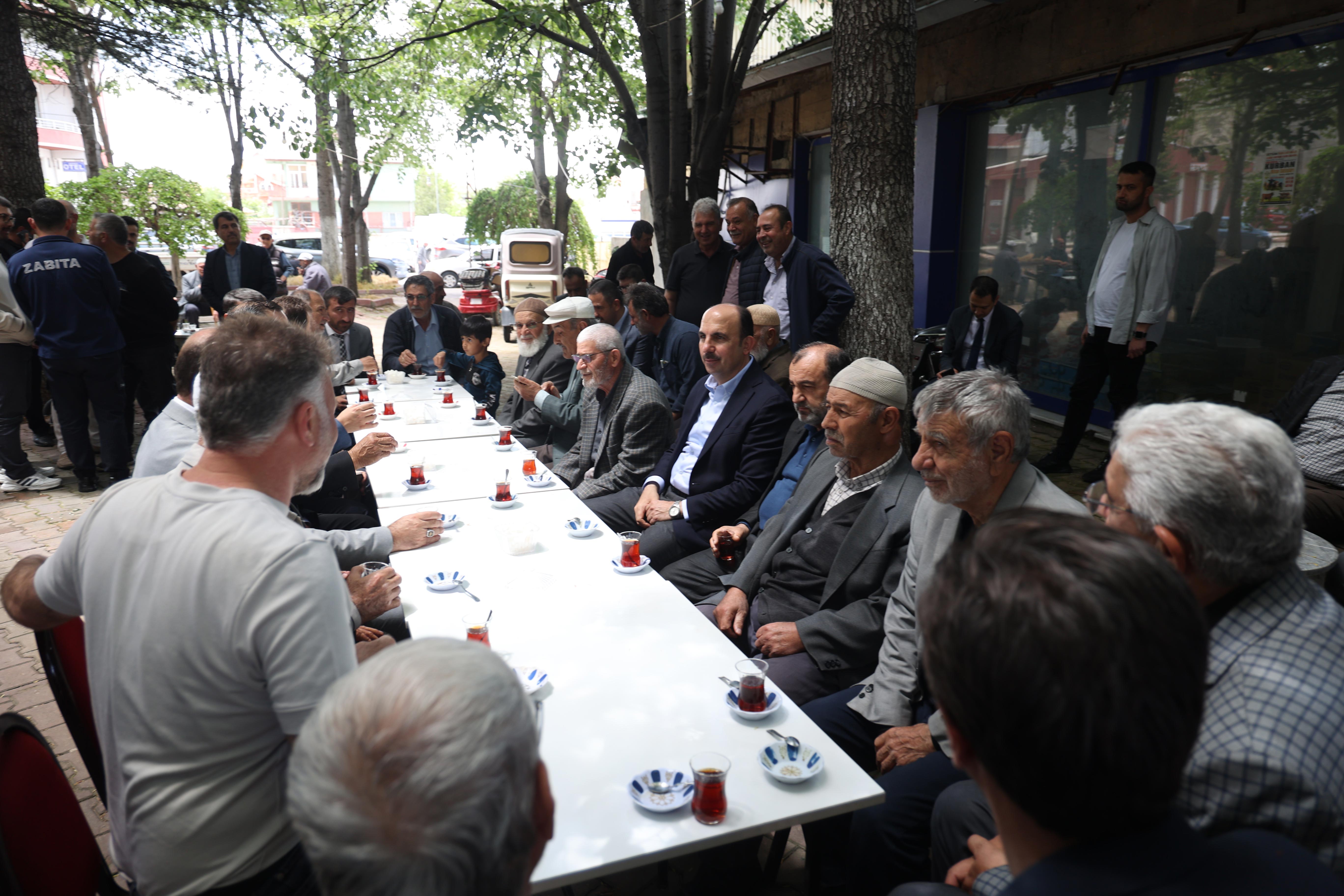 BAŞKAN ALTAY SARAYÖNÜ’NDE VATANDAŞLARLA BULUŞTU