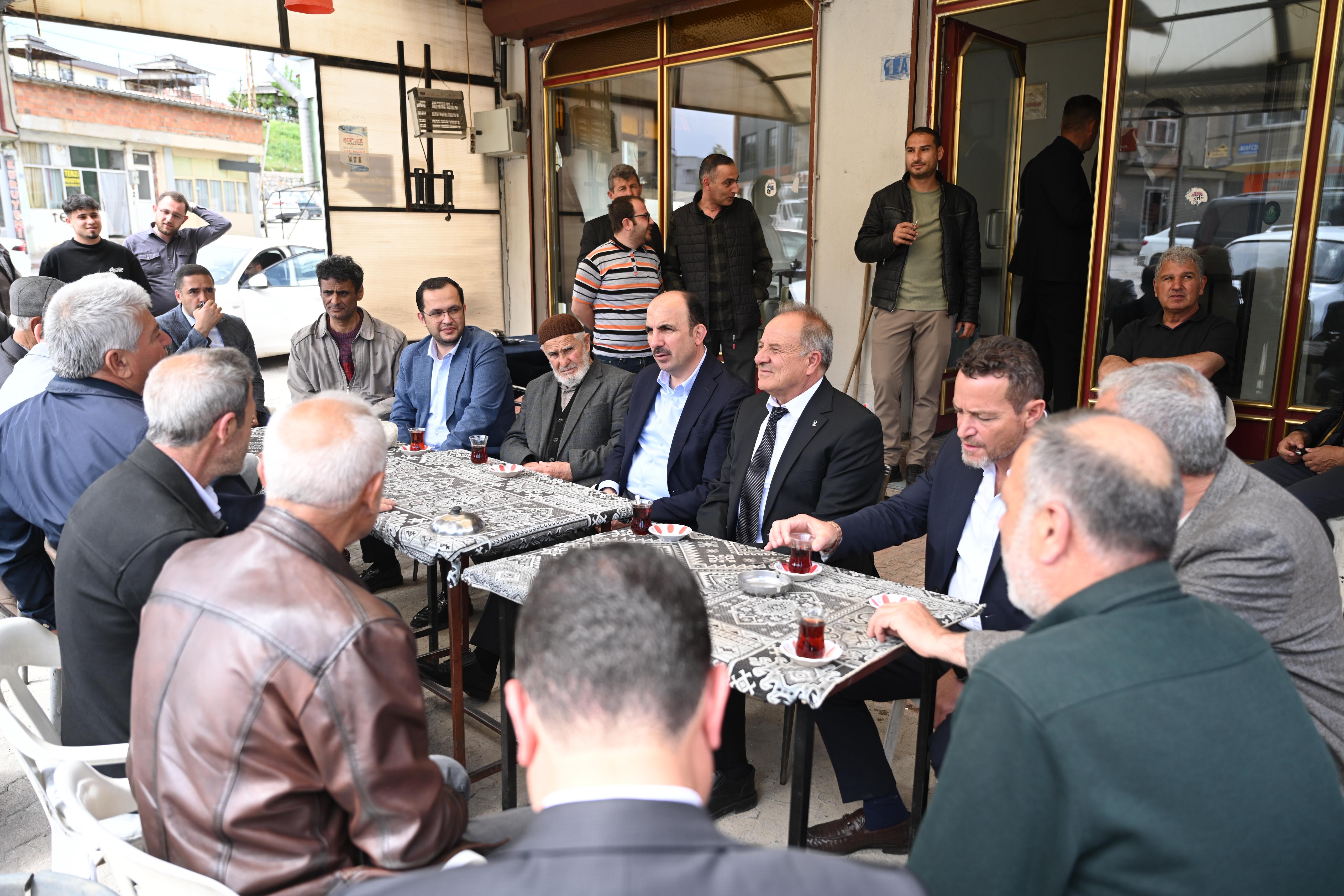 BAŞKAN ALTAY SARAYÖNÜ’NDE VATANDAŞLARLA BULUŞTU