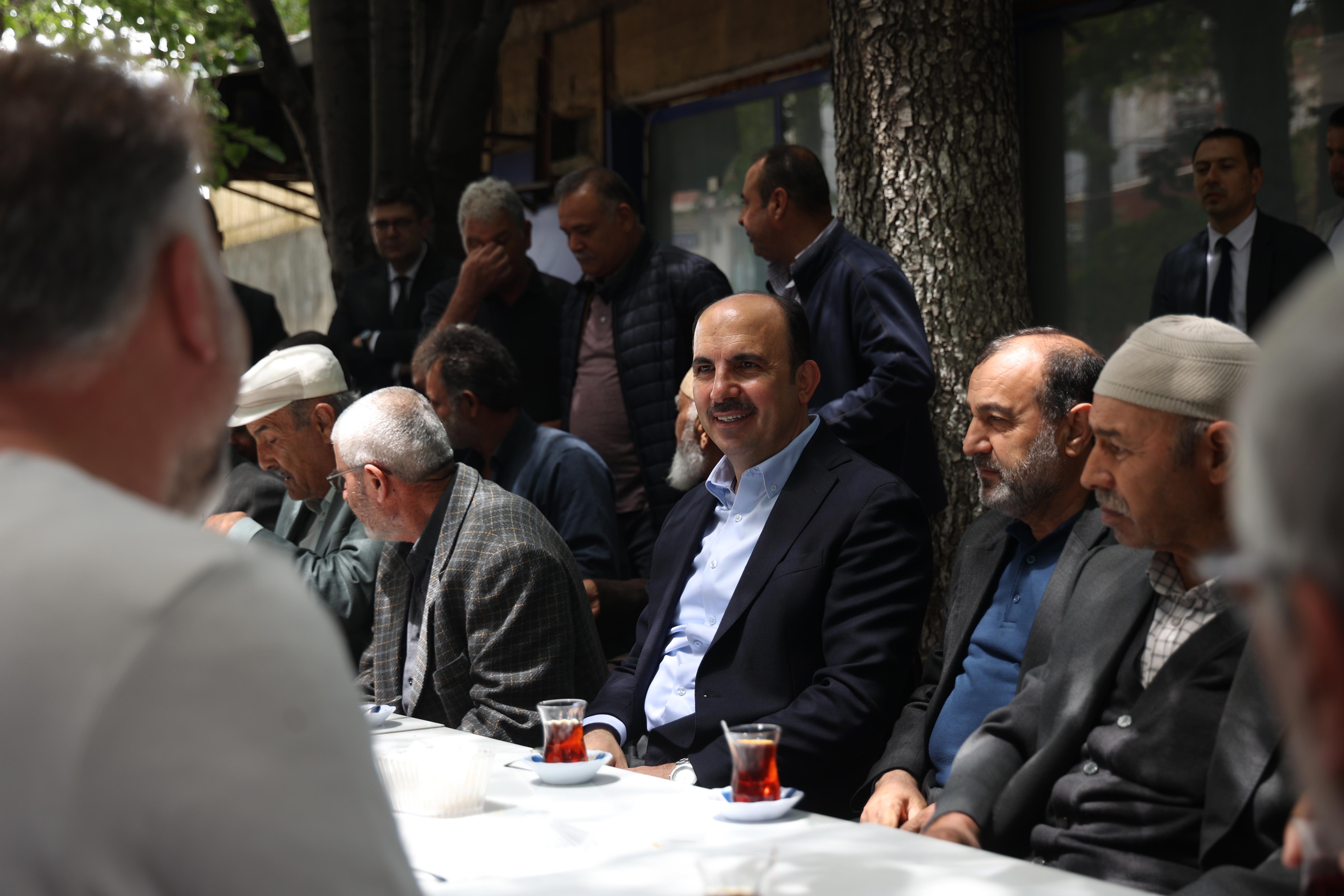 BAŞKAN ALTAY SARAYÖNÜ’NDE VATANDAŞLARLA BULUŞTU