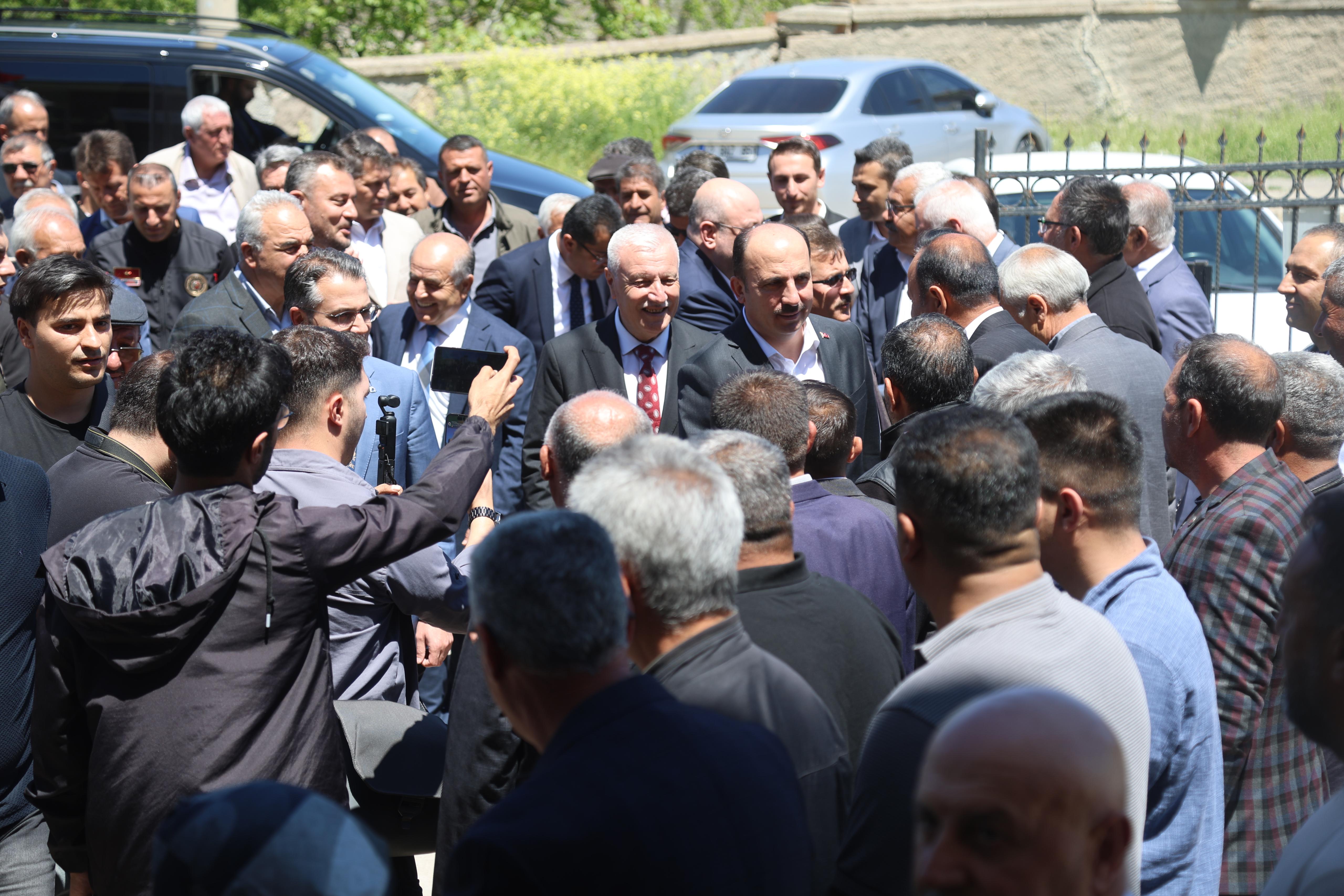 BAŞKAN ALTAY CİHANBEYLİ VE KULU’YU ZİYARET ETTİ, KULU İTFAİYE MERKEZİ’NİN TEMELİNİ ATTI