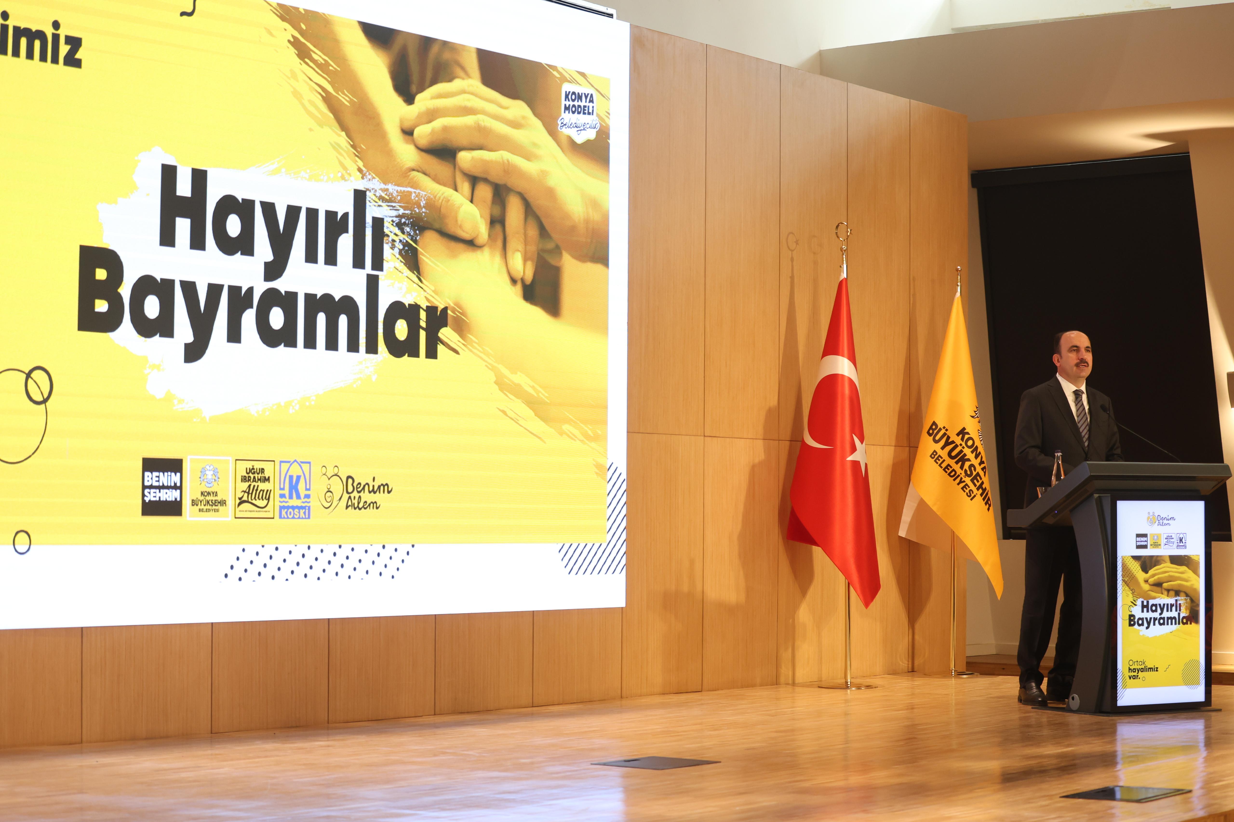 BAŞKAN ALTAY BÜYÜKŞEHİR VE KOSKİ PERSONELİYLE BAYRAMLAŞTI