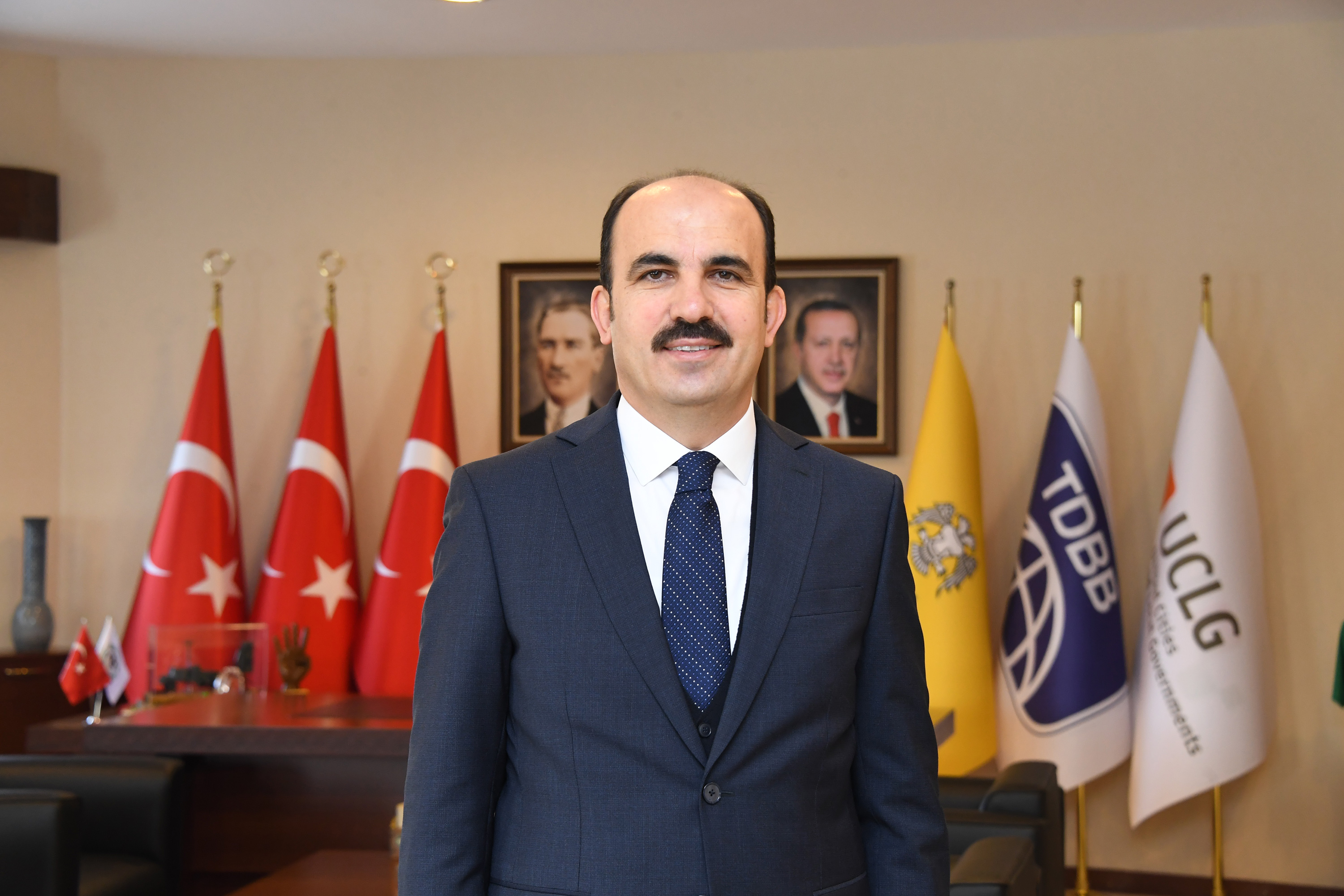 BAŞKAN ALTAY BÜYÜKLERİMİZ VE KAHRAMAN GAZİLERİMİZ İÇİN "VEFA UMRESİ” PROJESİNİN MÜJDESİNİ VERDİ