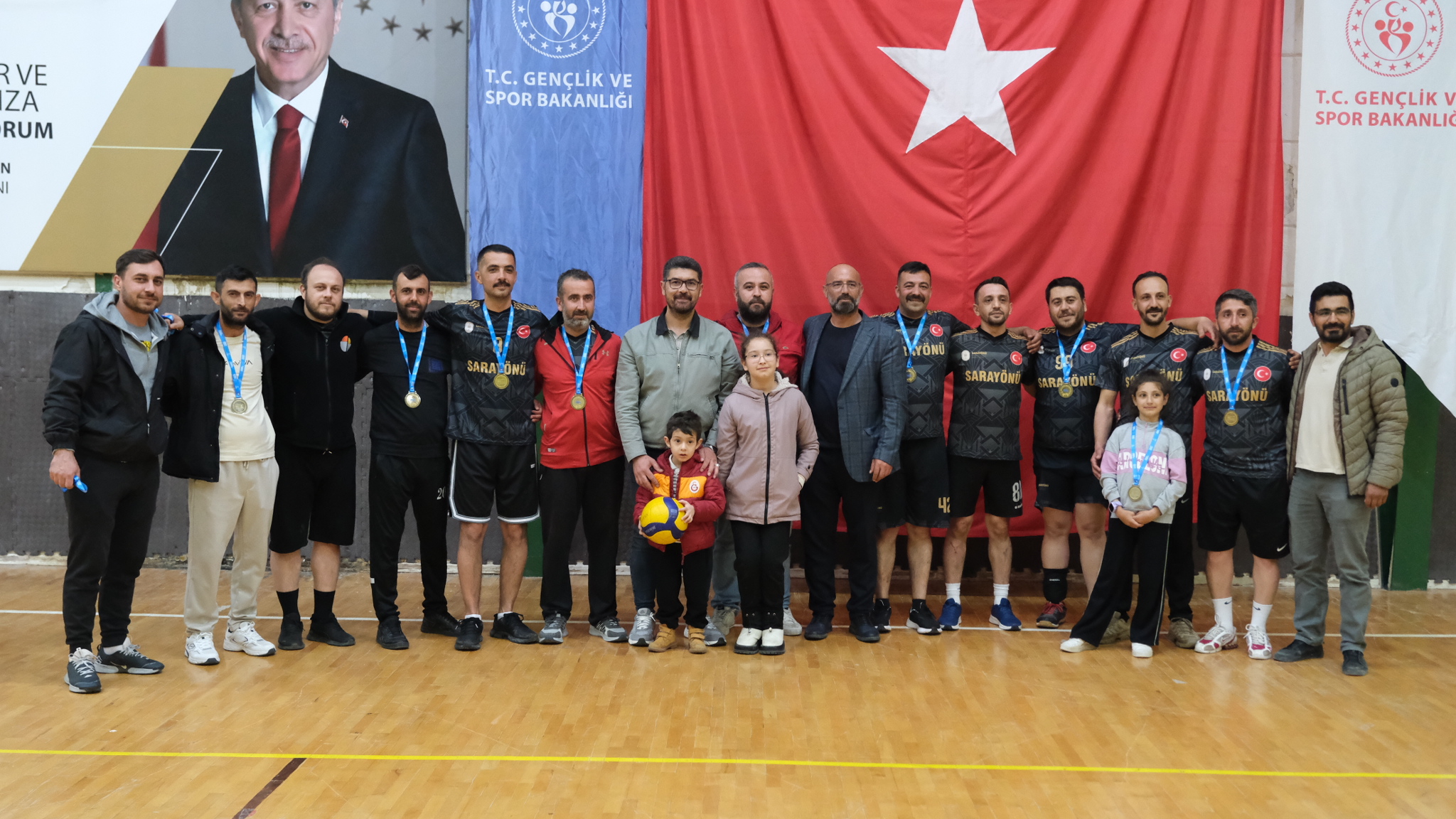 KONYA BÜYÜKŞEHİRİN VOLEYBOL TURNUVASINDA 25 İLÇEDE 2.460 SPORCU HEYECANA ORTAK OLUYOR