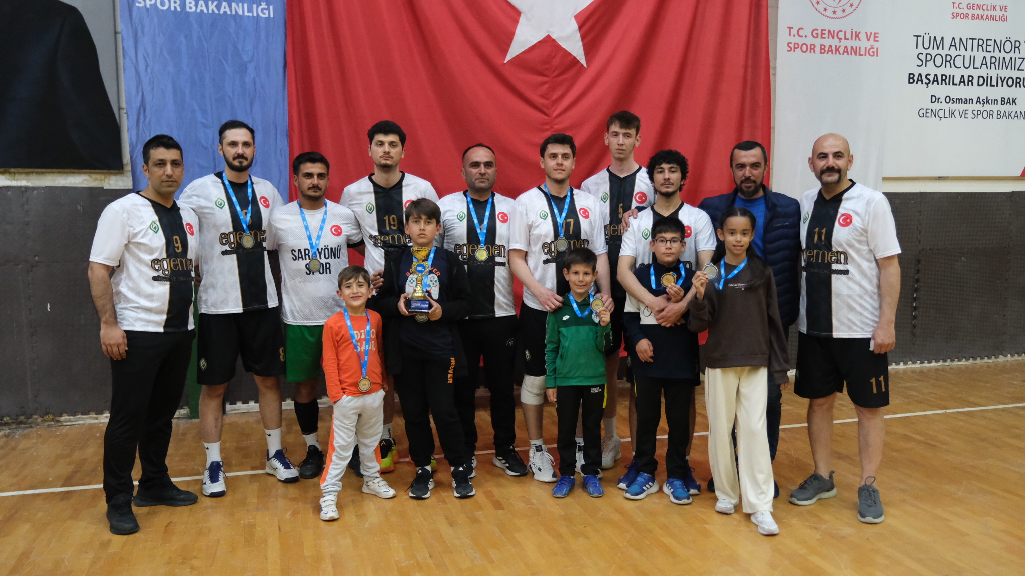KONYA BÜYÜKŞEHİRİN VOLEYBOL TURNUVASINDA 25 İLÇEDE 2.460 SPORCU HEYECANA ORTAK OLUYOR